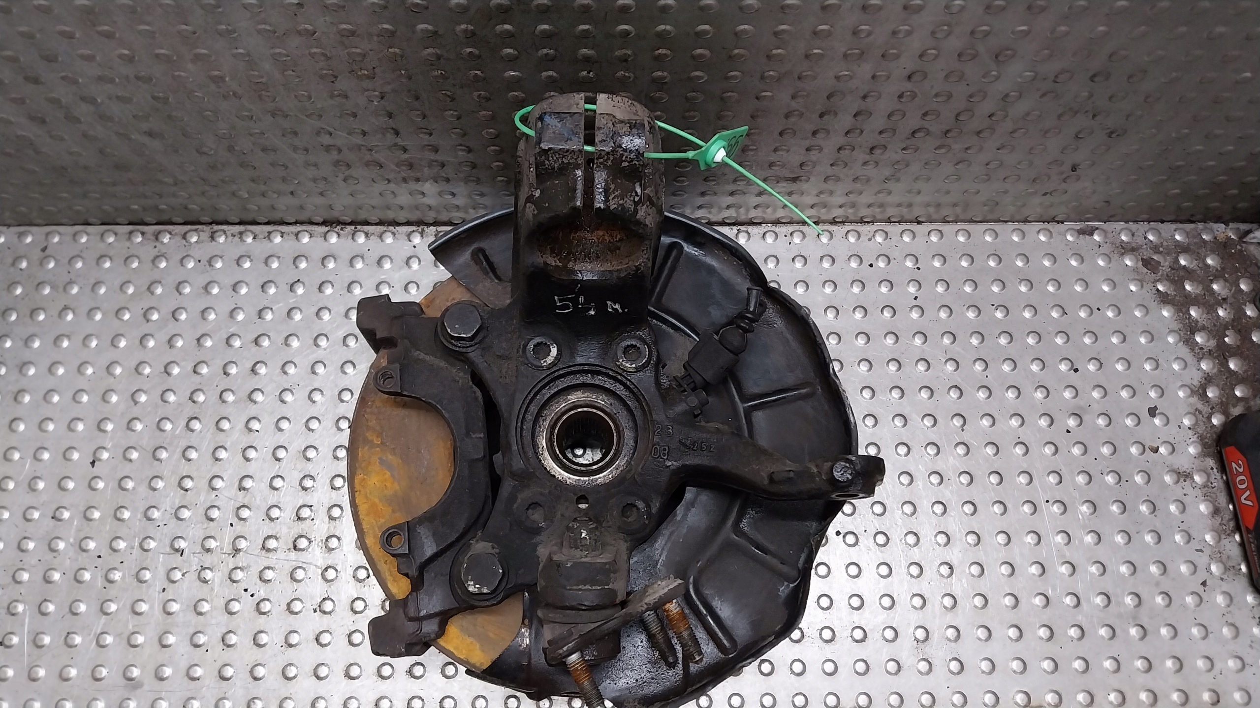 swing right front 1K0407256AA GOLF V CADDY III A3 8P OCTAVIA II LEON II