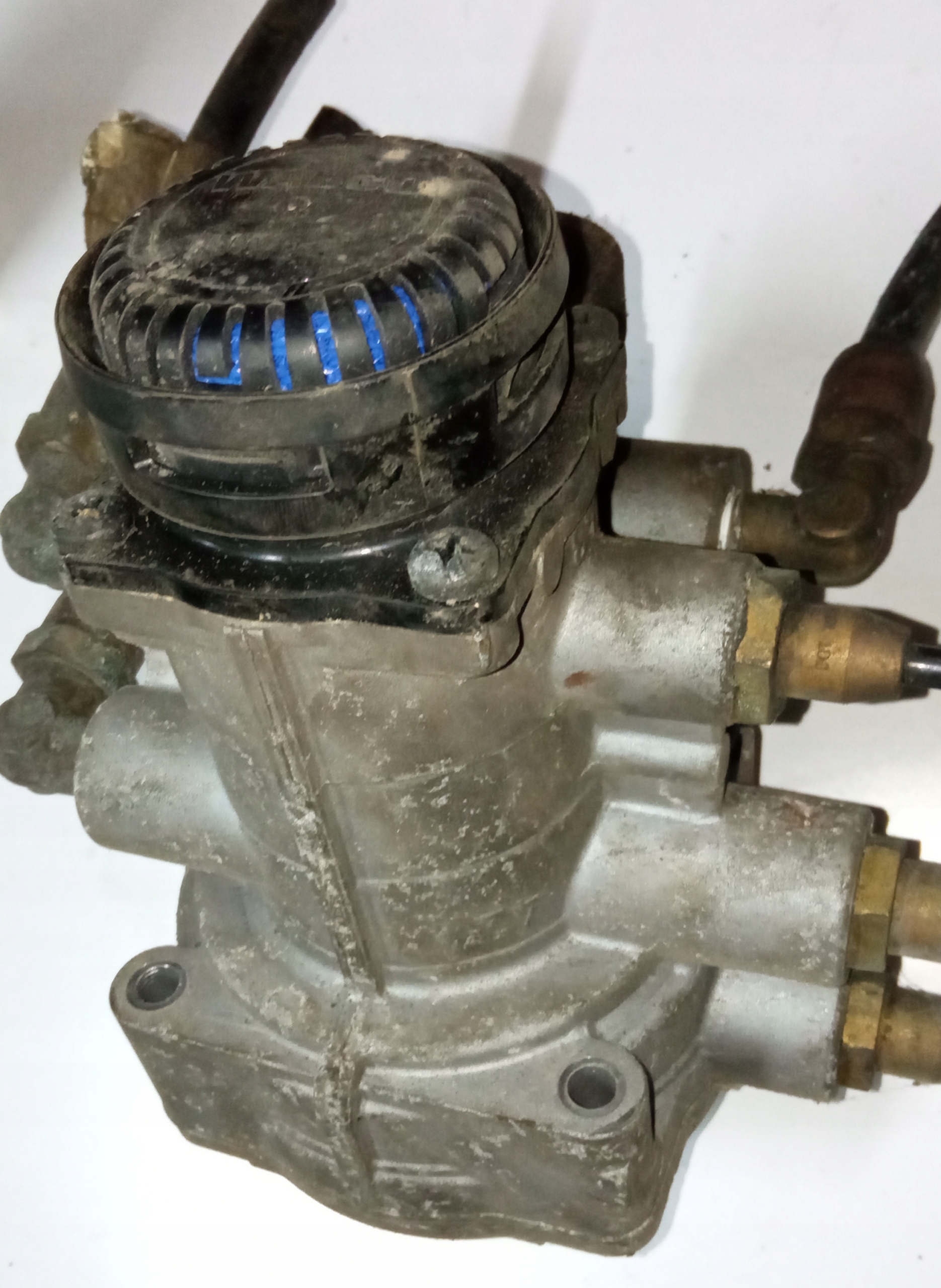 9730090107 - Клапан управління напівпричепа Scania 4