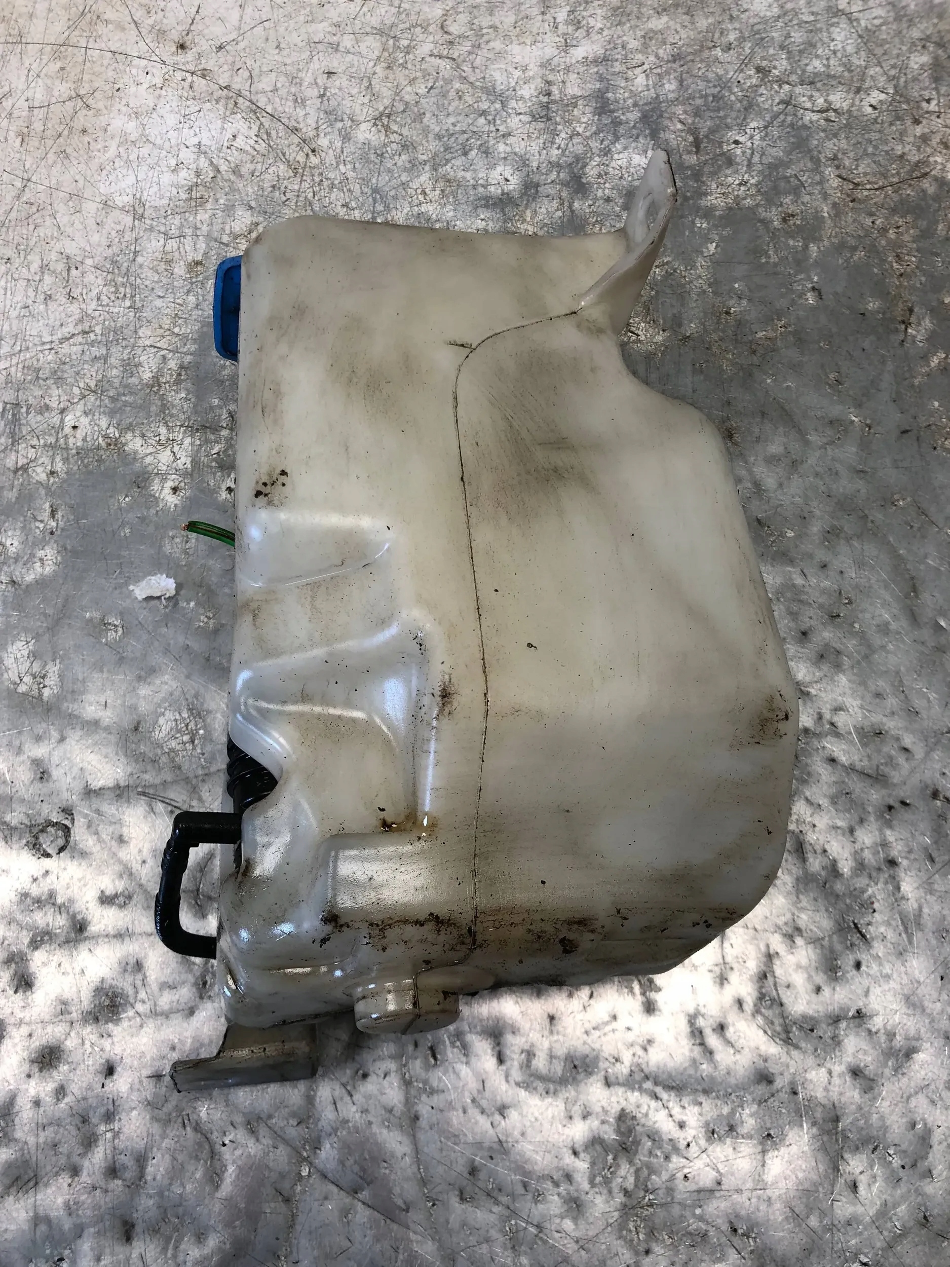 washer fluid tank VW BORA 1J0955453