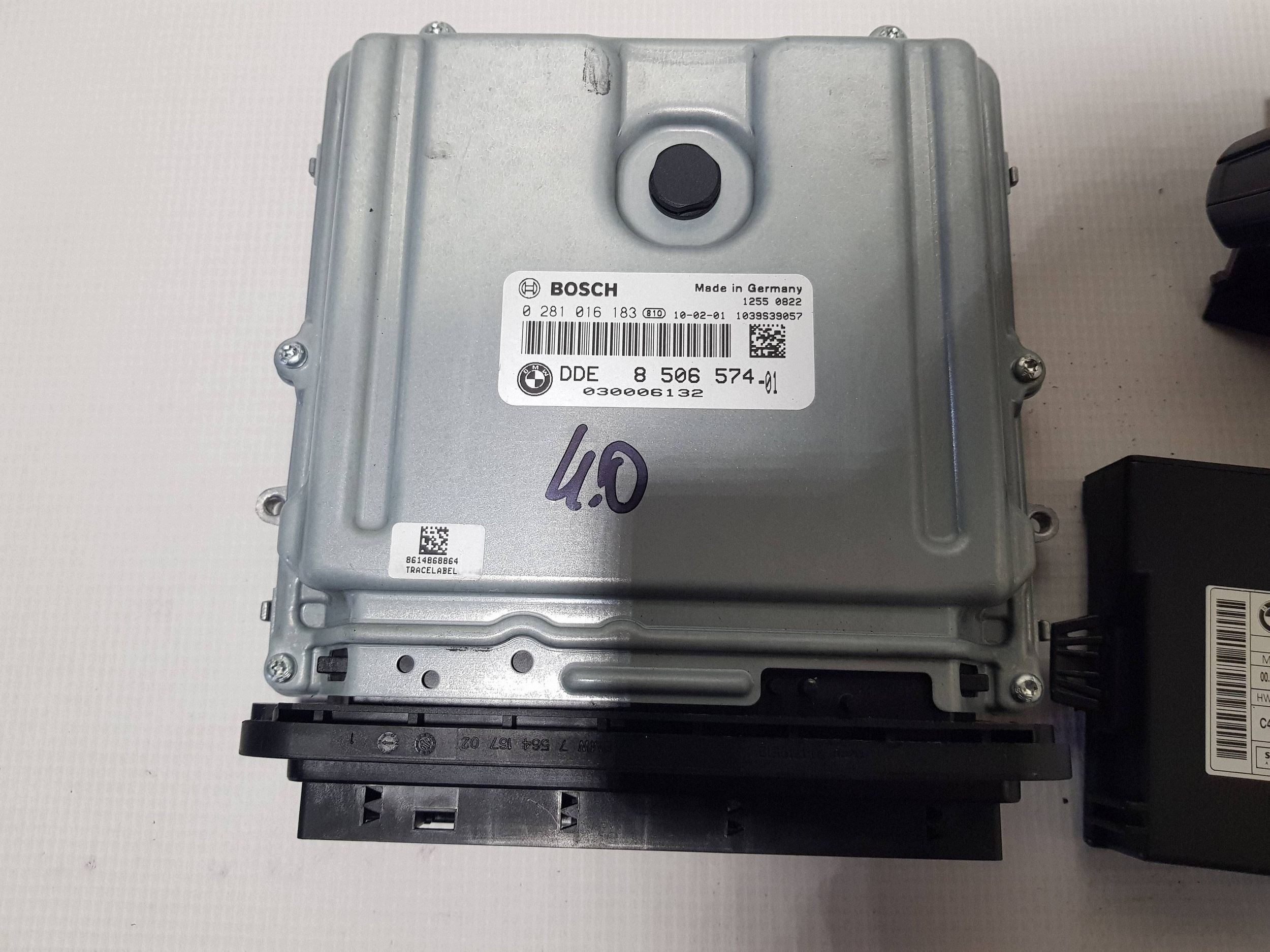 computer control unit of the engine ignition BMW X5 E70 N57S 4.0D 306 KM LIFT