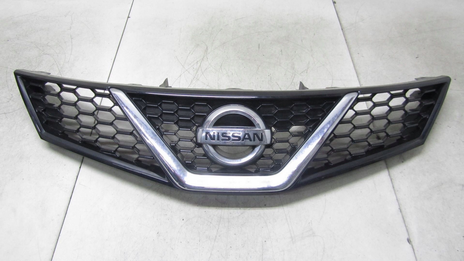 NISSAN PULSAR GRILL ATRAPA CHŁODNICY 13-18 Numer katalogowy części 114/001