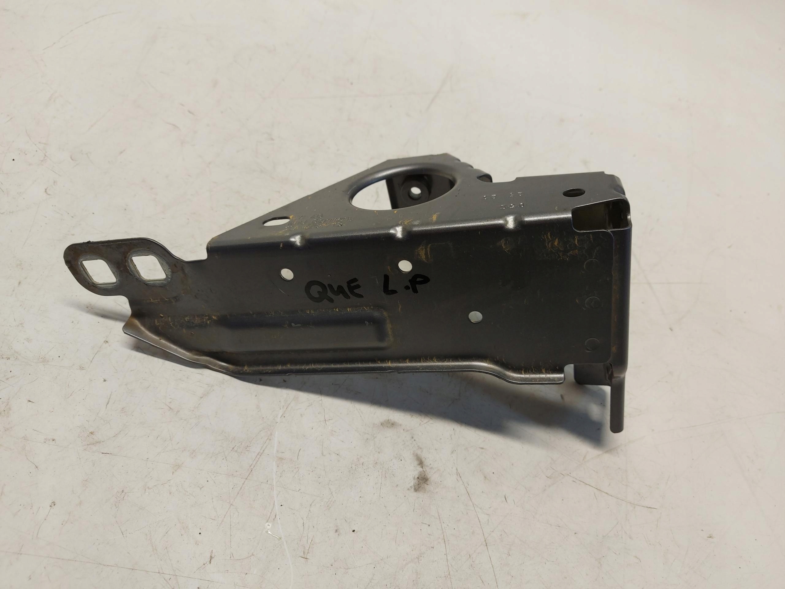 Audi Q4 E-TRON 89A 89E console holder left front 10A803713