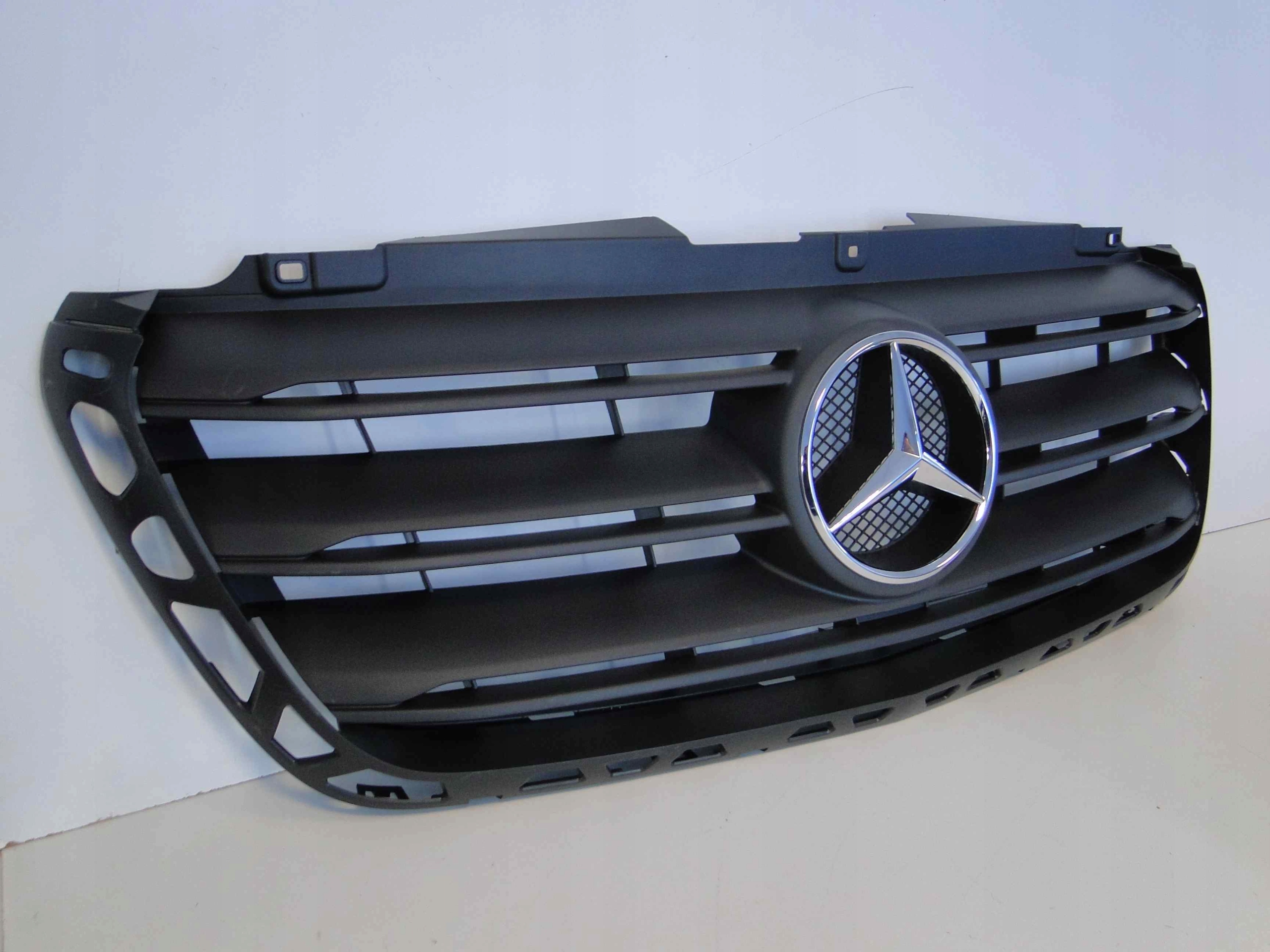MERCEDES SPRINTER W907 907 GRILL ATRAPA BEZ CHROMU Numer katalogowy części A9108852800
