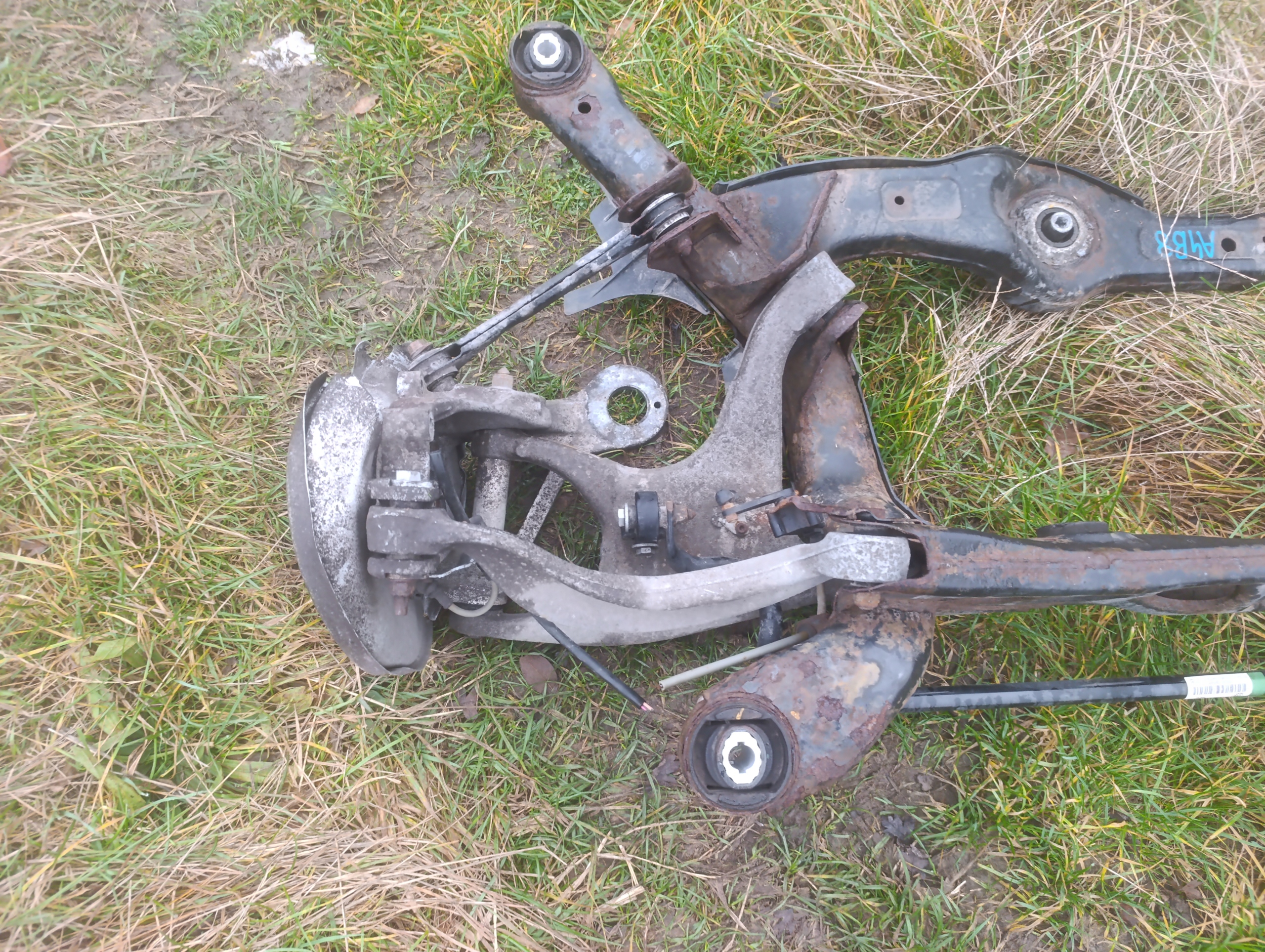 sususpension sider rear part Audi A4 B8 quattro 1.8 TFSI complete