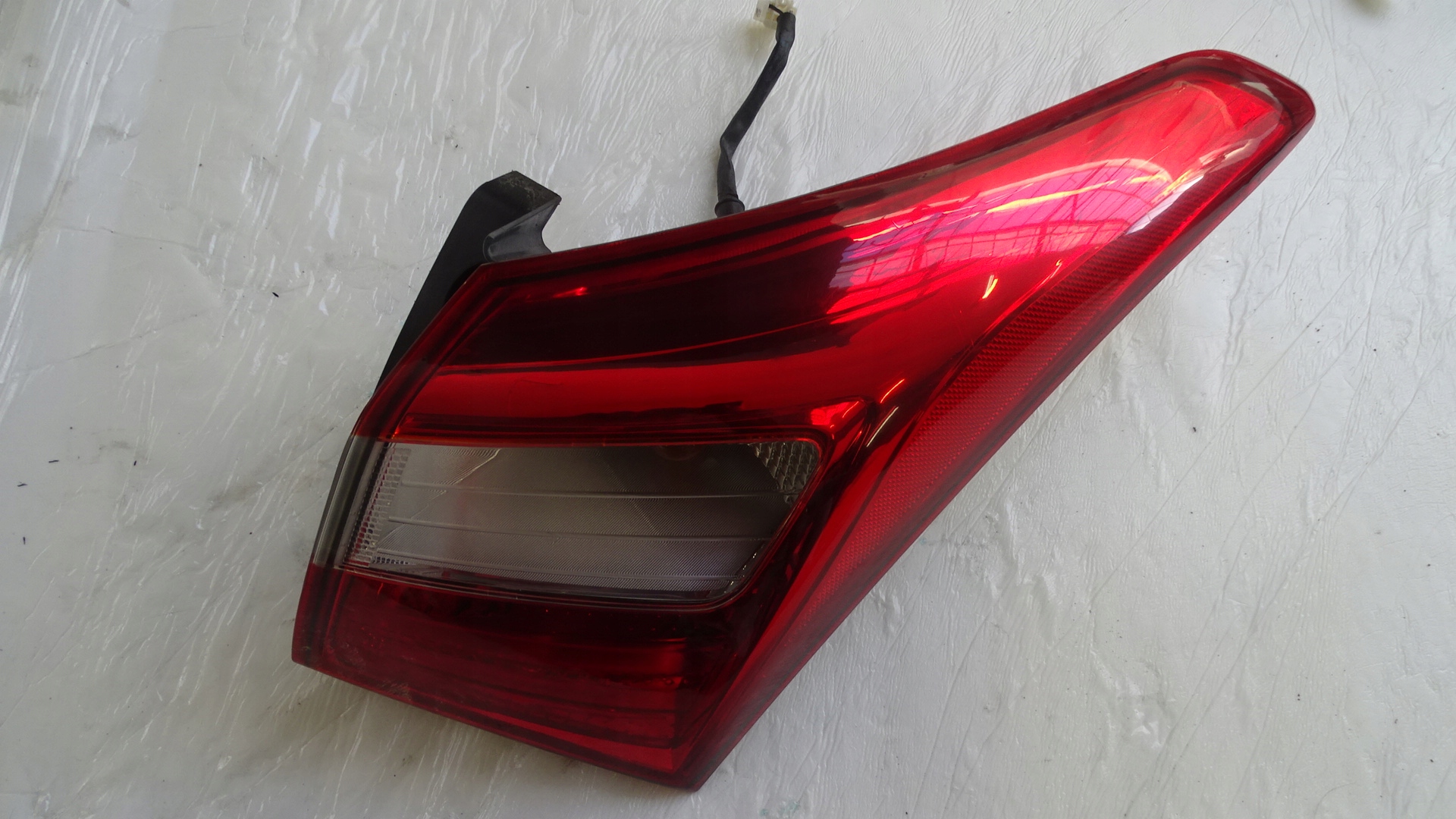 LAMPA PRAWA TYL HYUNDAI I30 HB 2012-2016 II