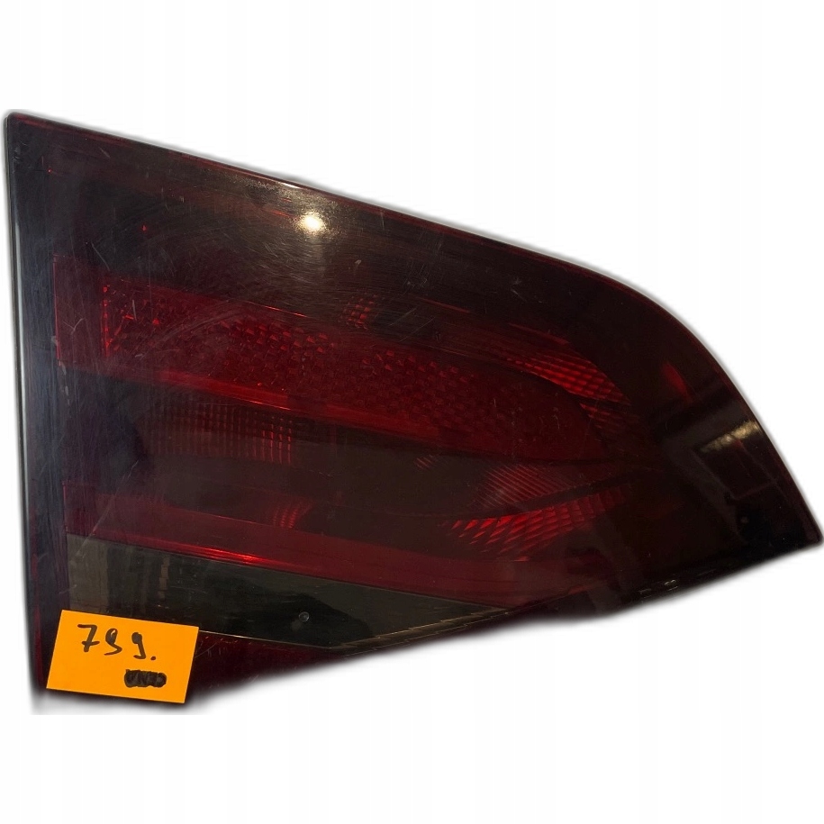light rear part rear left to the bonnet Audi A4 B8 sedan
