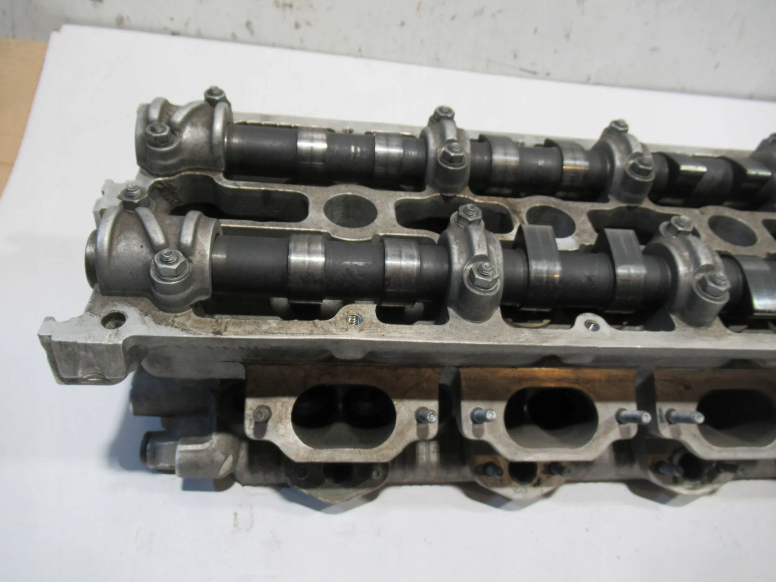 head. of the engine left Ferrari 550 Maranello 485KM