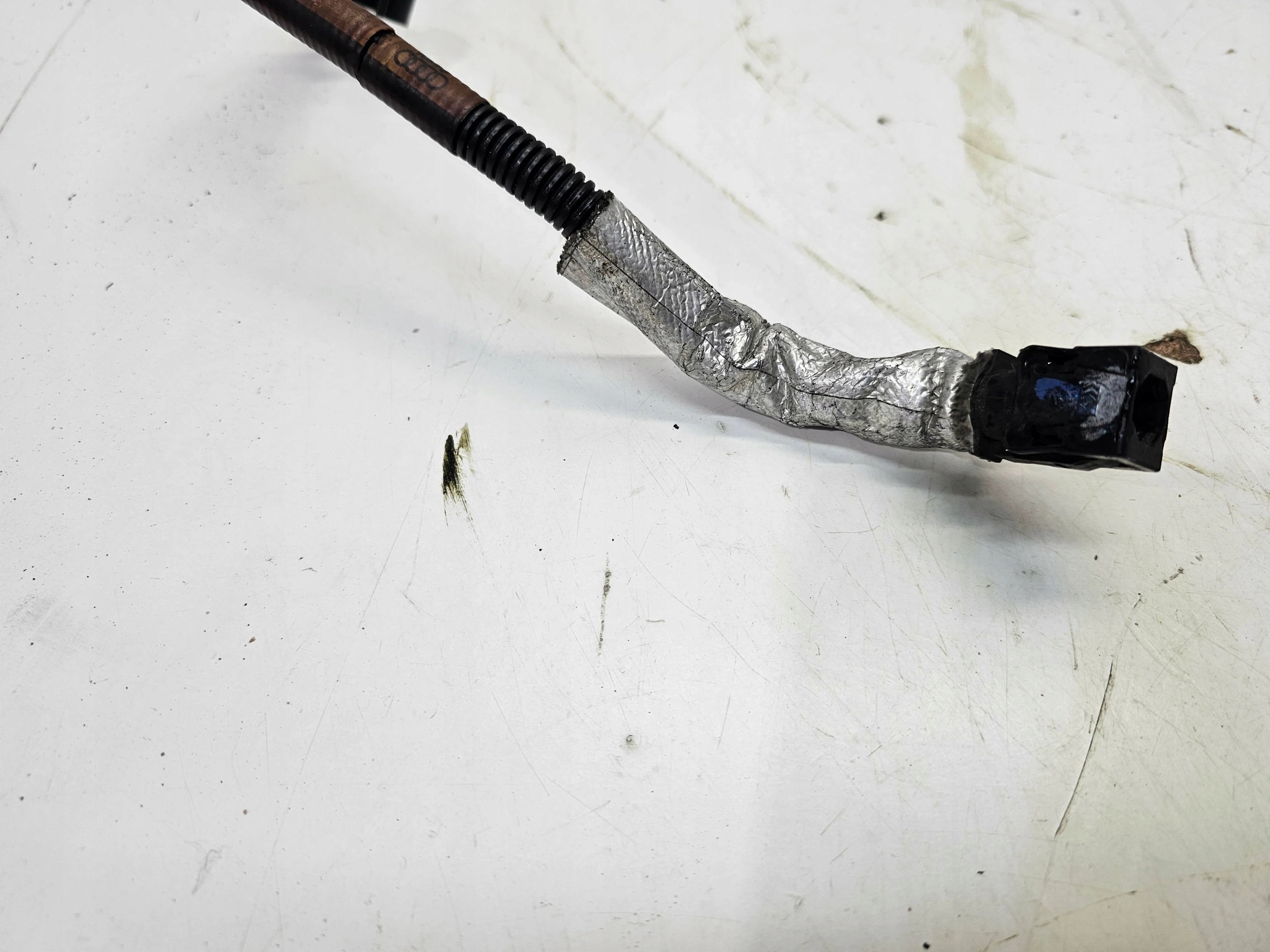 crijevo prijenos DEF AUDI A6 C7 A7 LIFT 4G0131984AF