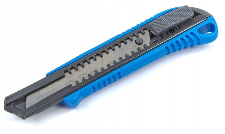 

Nóż techniczny łamanym ostrzem 18mm (258739)