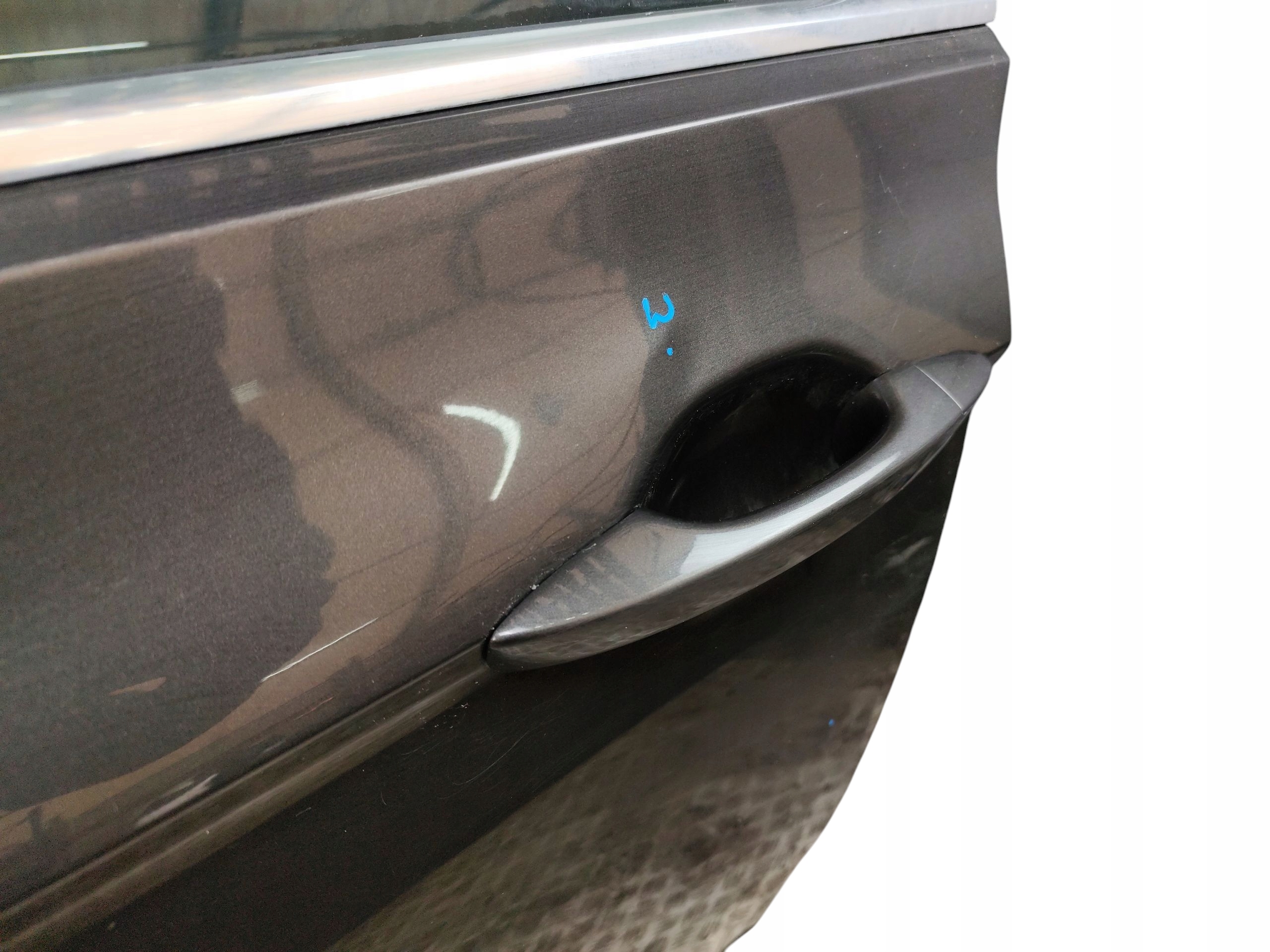 door left front VW PASSAT B8 LAK: LB8R (14-19)