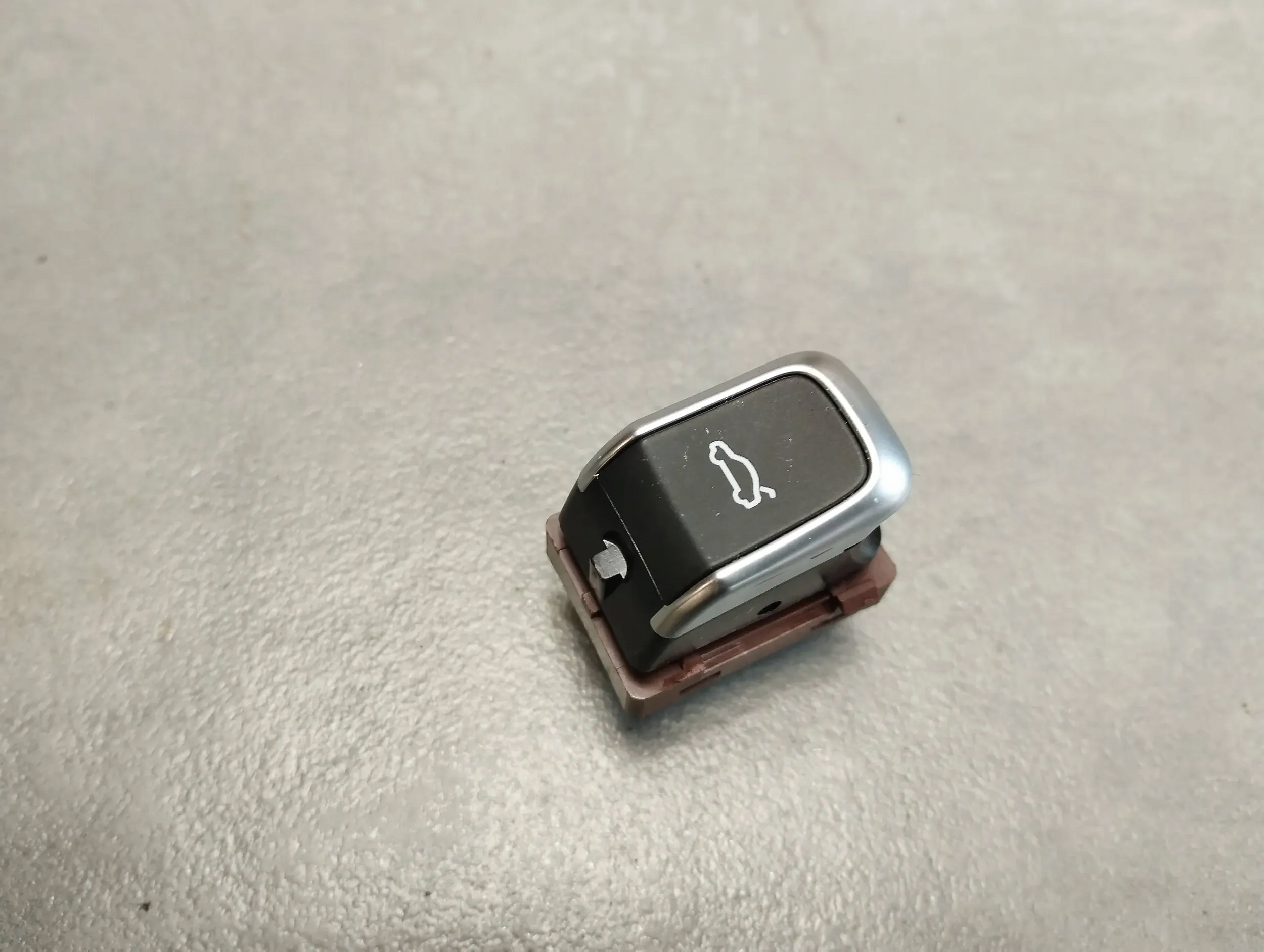 Audi A6 C7 4G opening control switch bonnet 4H0959831B