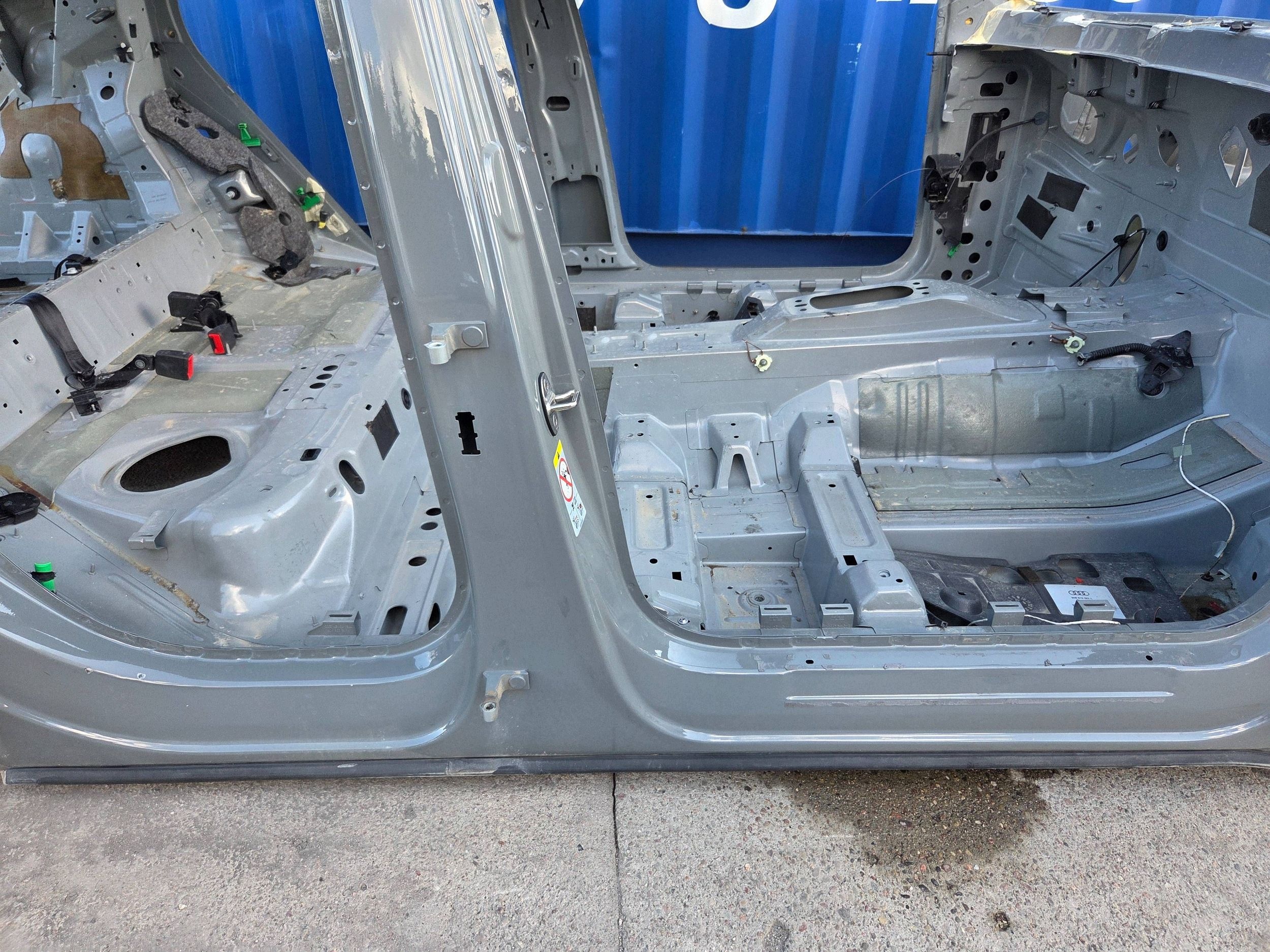 Audi Q5 80A SQ5 FY threshold right