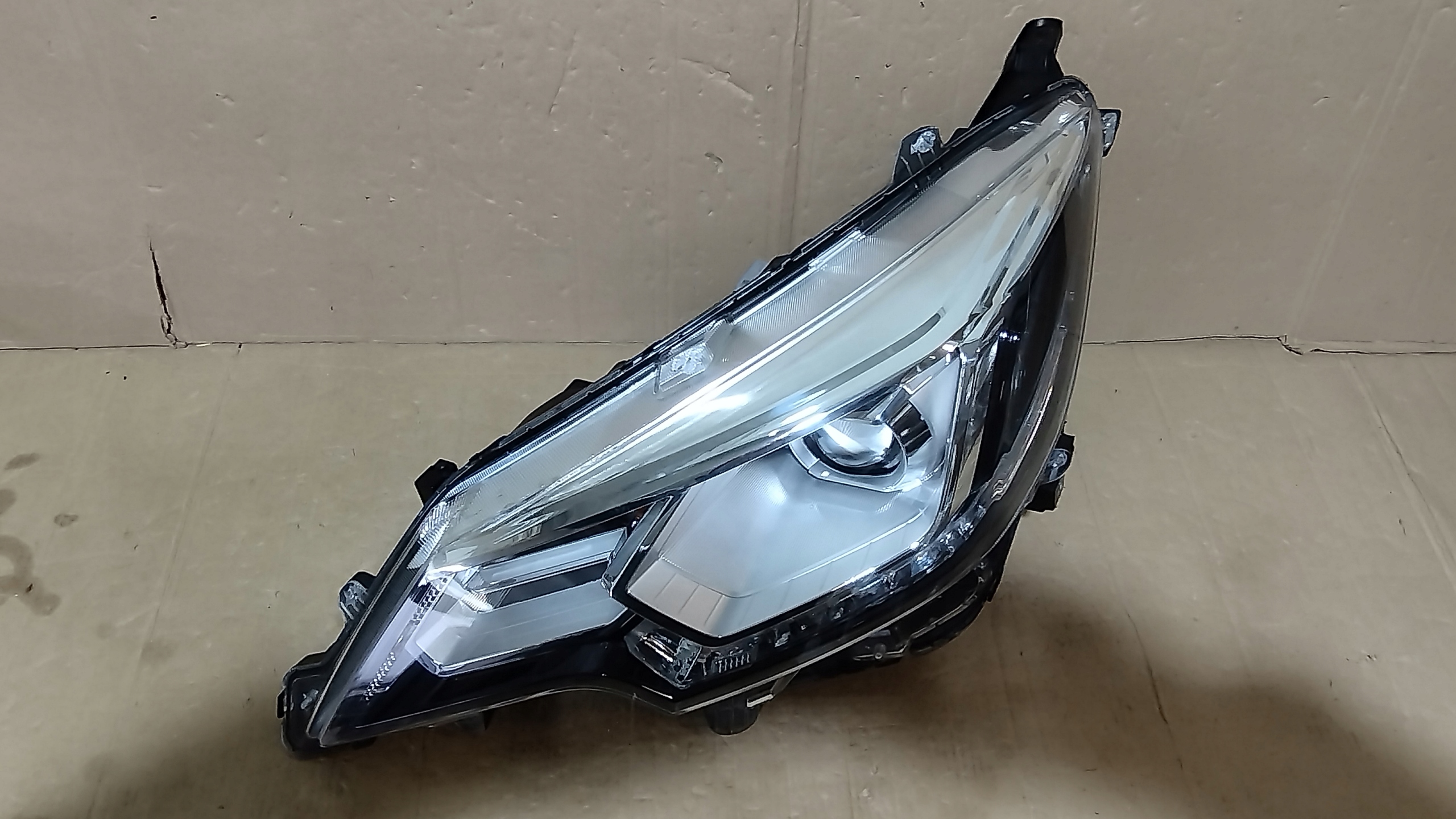 Frontscheinwerfer Mitsubishi Space Star A00 8301D455 LED Links Headlight - Thumbnail 3