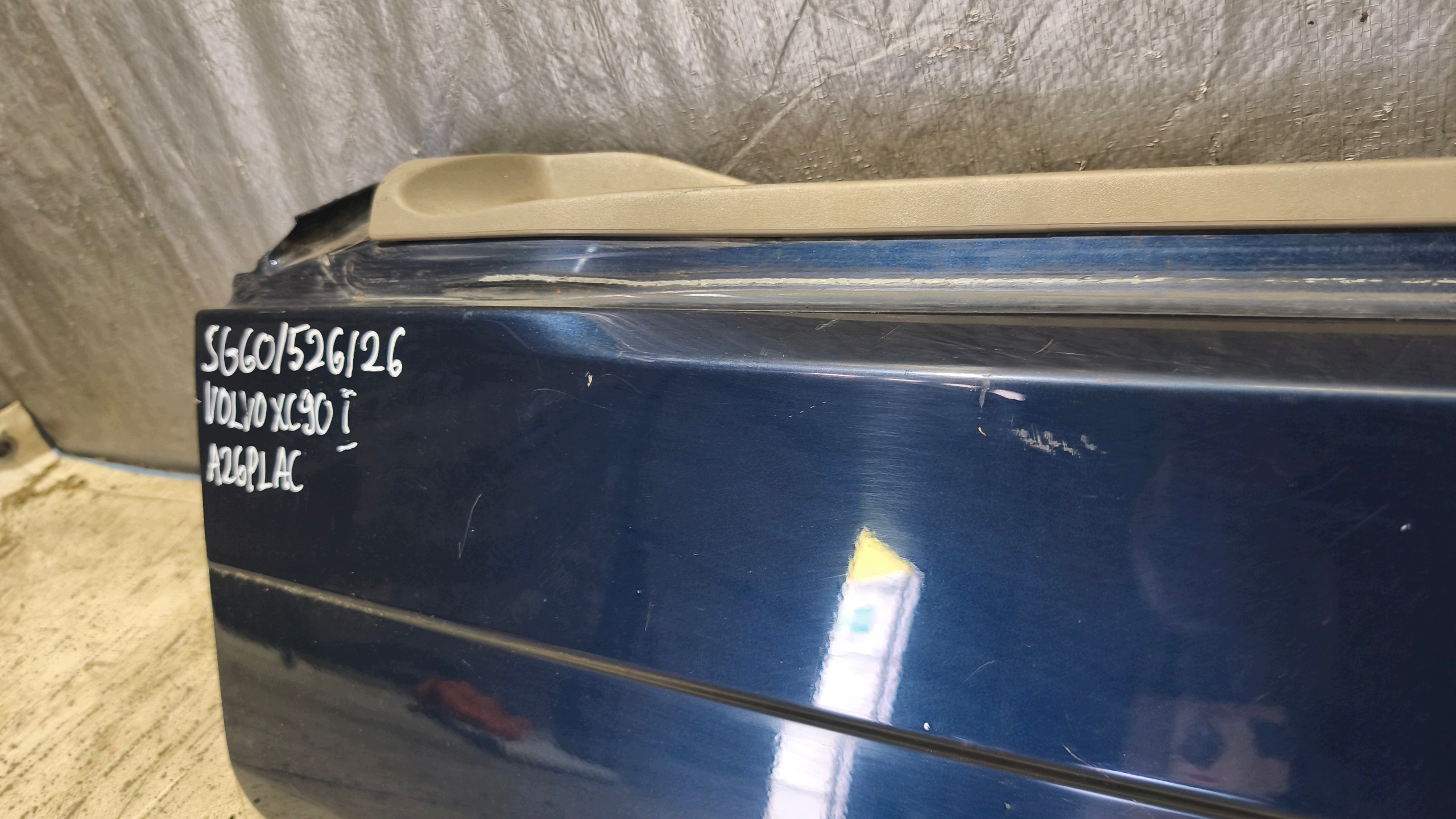 trunk door boot lower BURTA VOLVO XC90 and