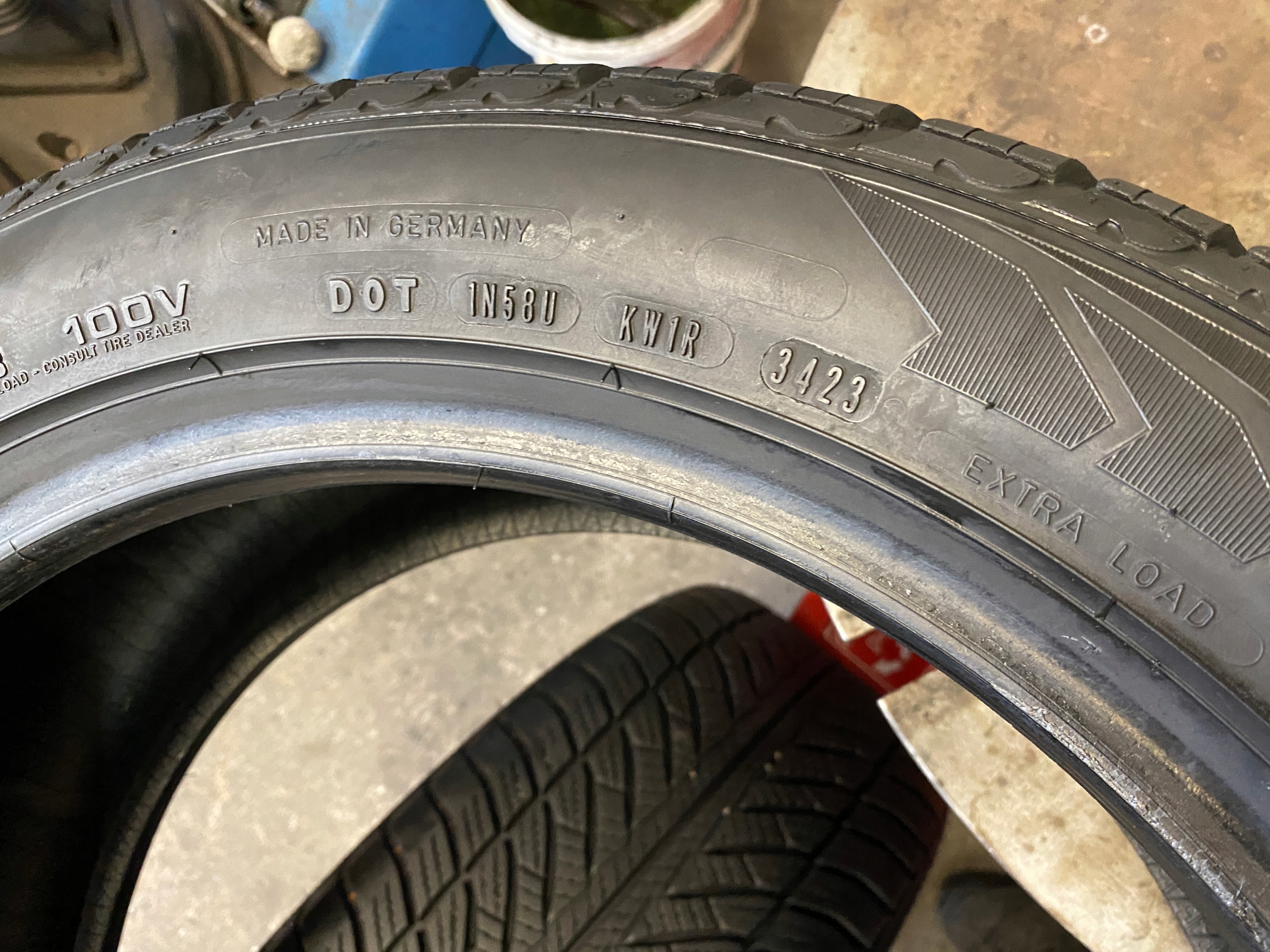 2 tyres winter 245/45R18 Goodyear UltraGrip 8 Performance 7mm 2023r