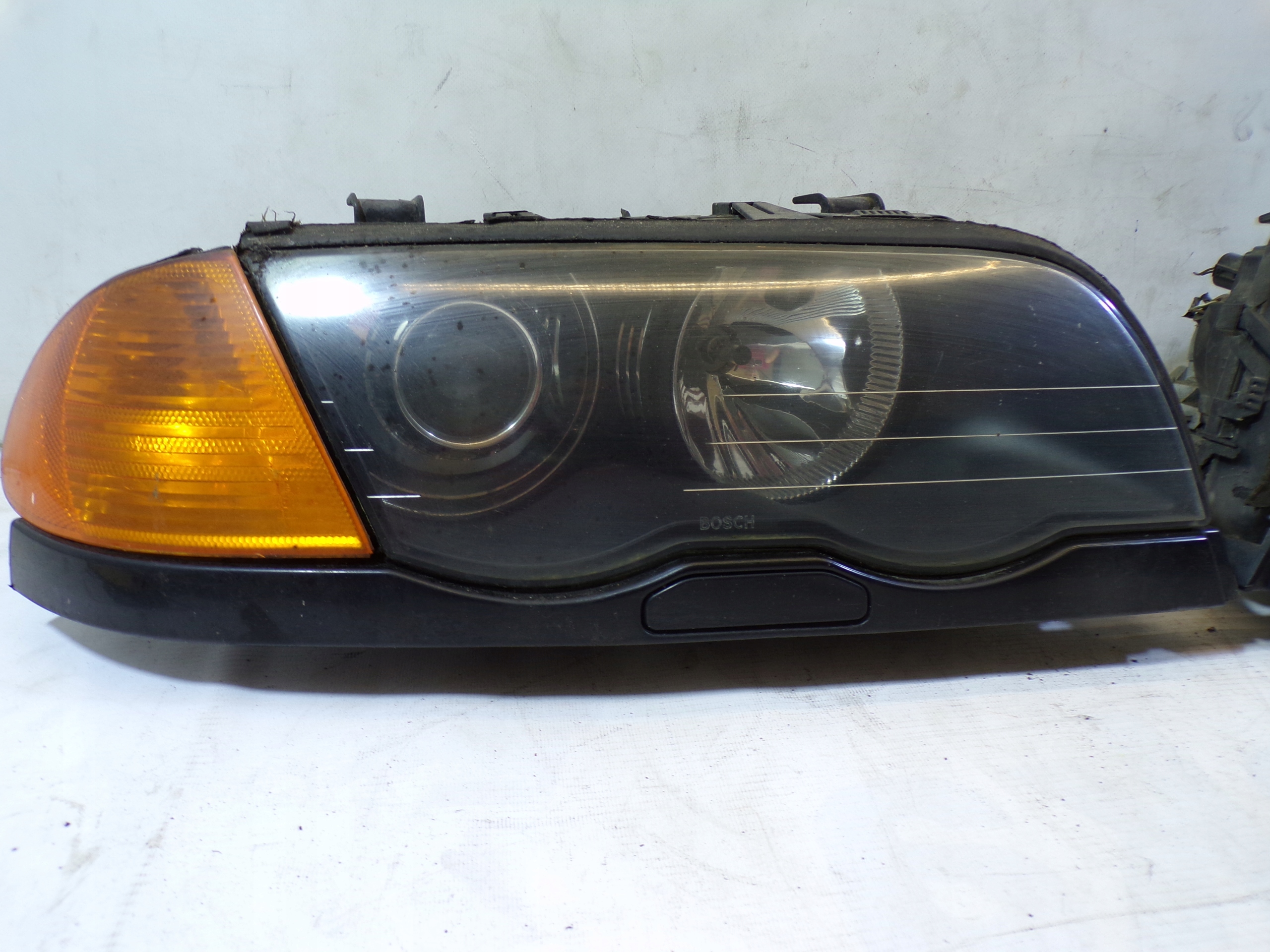 lights front front left right BMW E46 XENON BOSCH black, PRZEDLIF (1) (K)