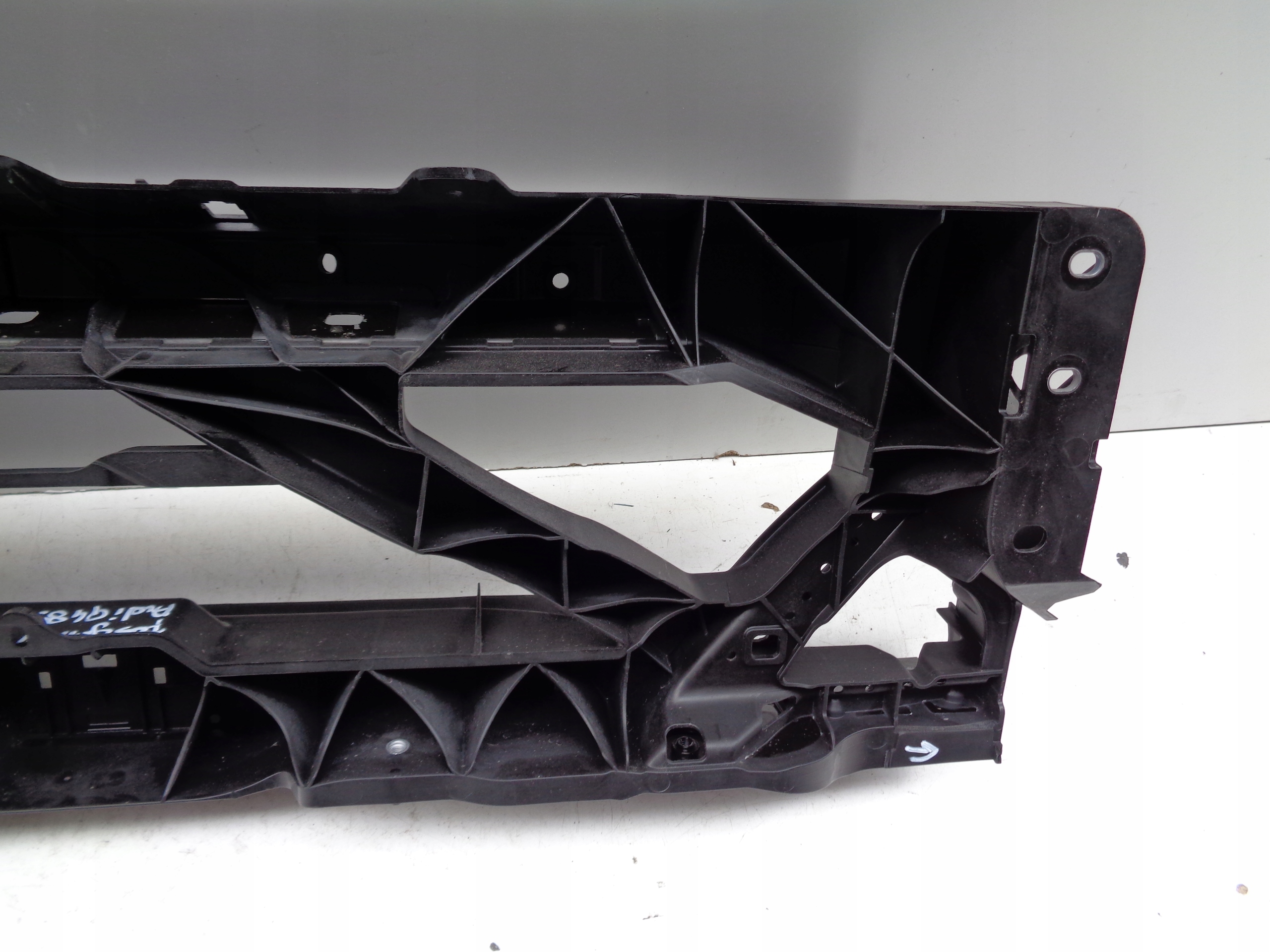 bar, wall front upper SUZUKI VITARA III 15