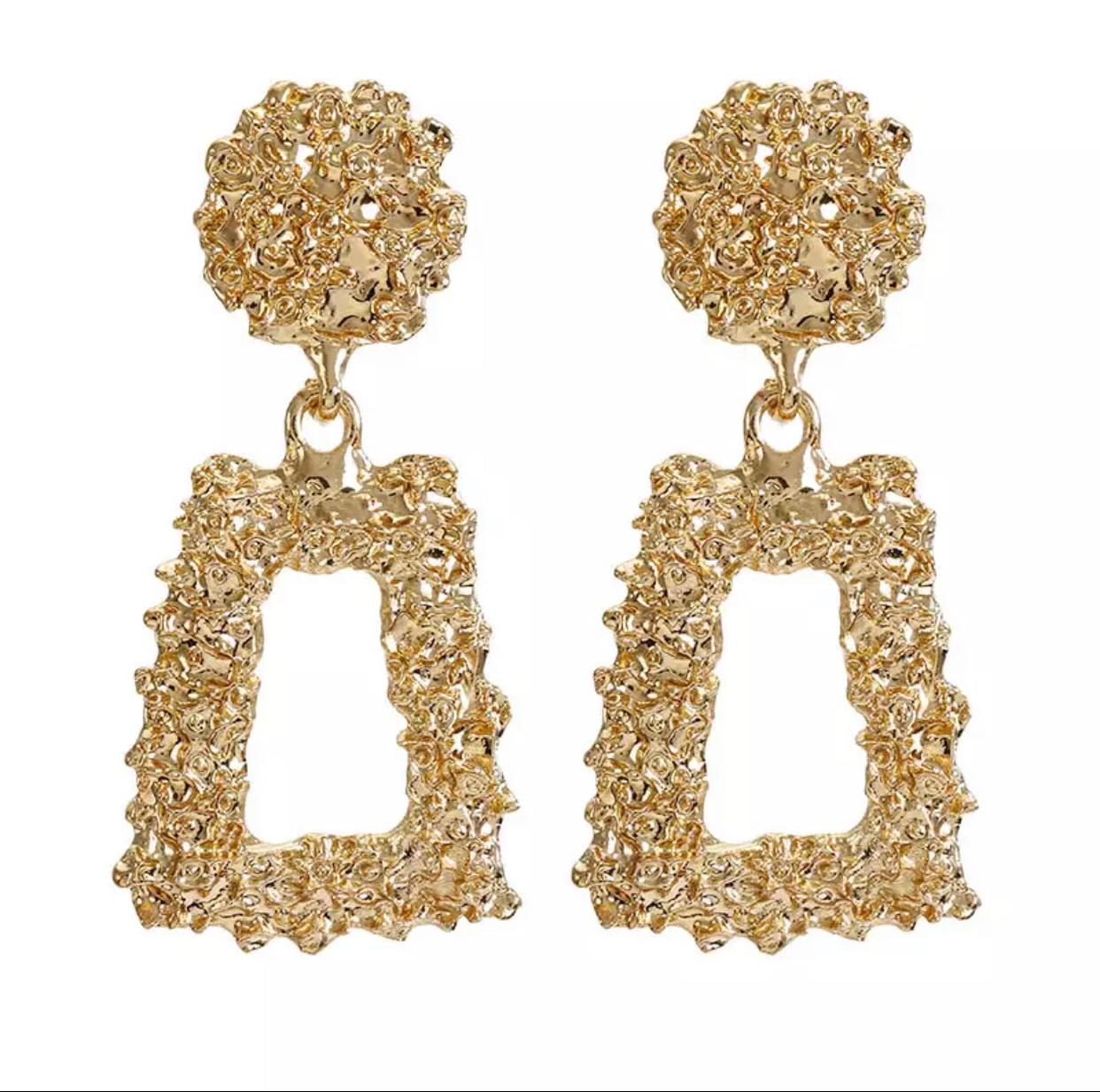 KOLCZYKI GEOMETRYCZNE METALOWE TRAPEZ ZŁOTE