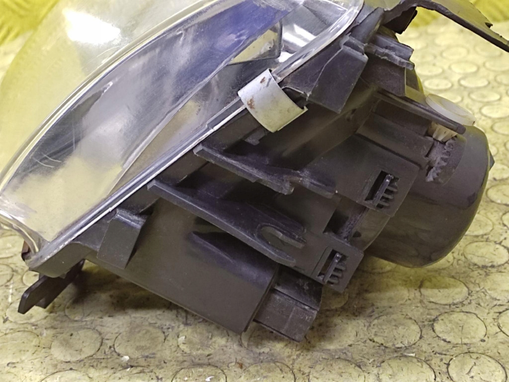 VW POLO III LIFT REFLEKTOR light left front