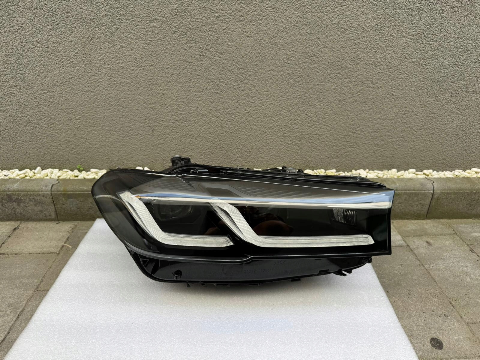 light right BMW 5 G30 G31 LIFT Full Led Adaptive Shadow black