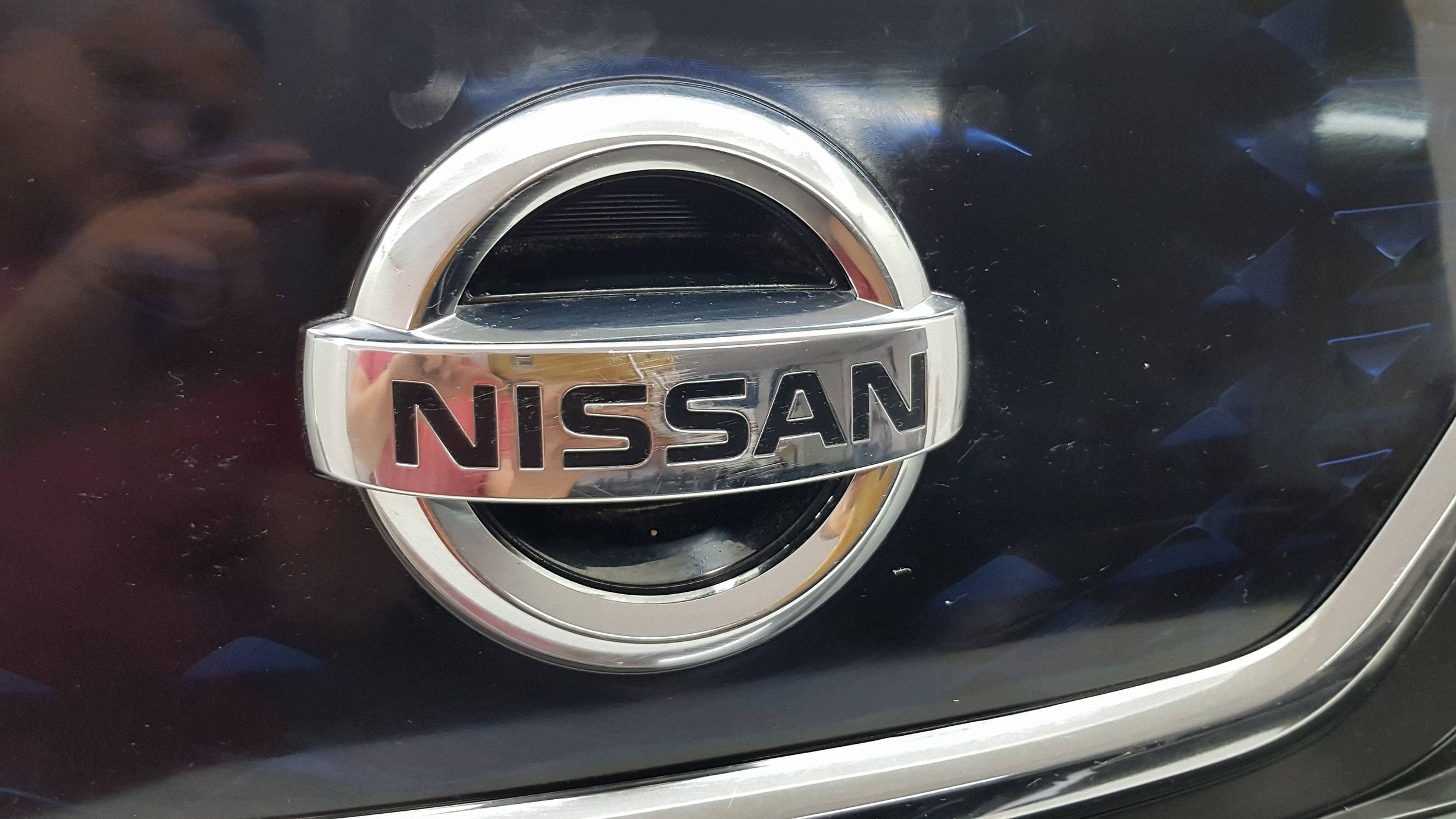 NISSAN LEAF II 2017 - bumper front 62022-5SH0H