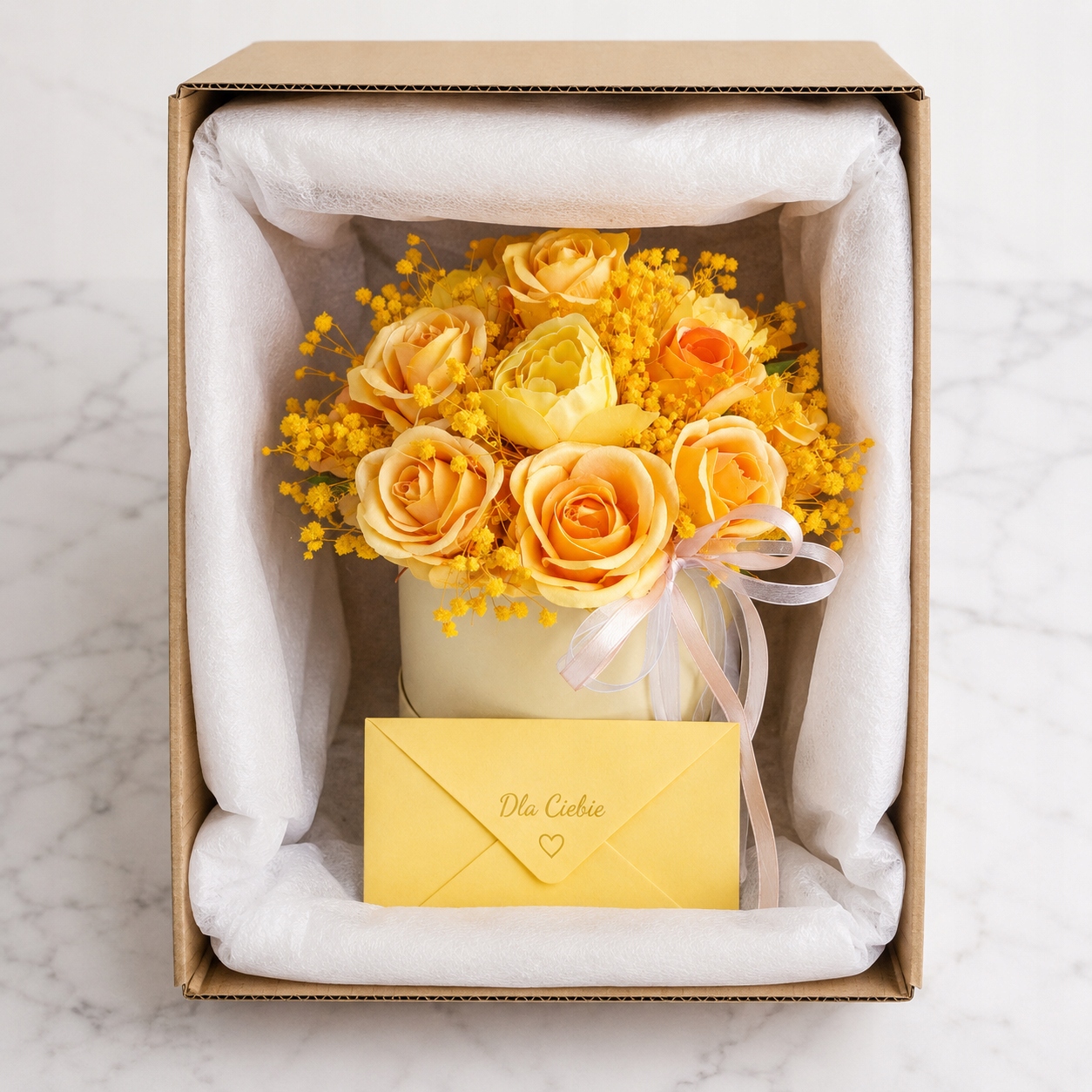 Hotový Dárek Svátek Matek Umělé Květy Premium FlowerBox & Přání