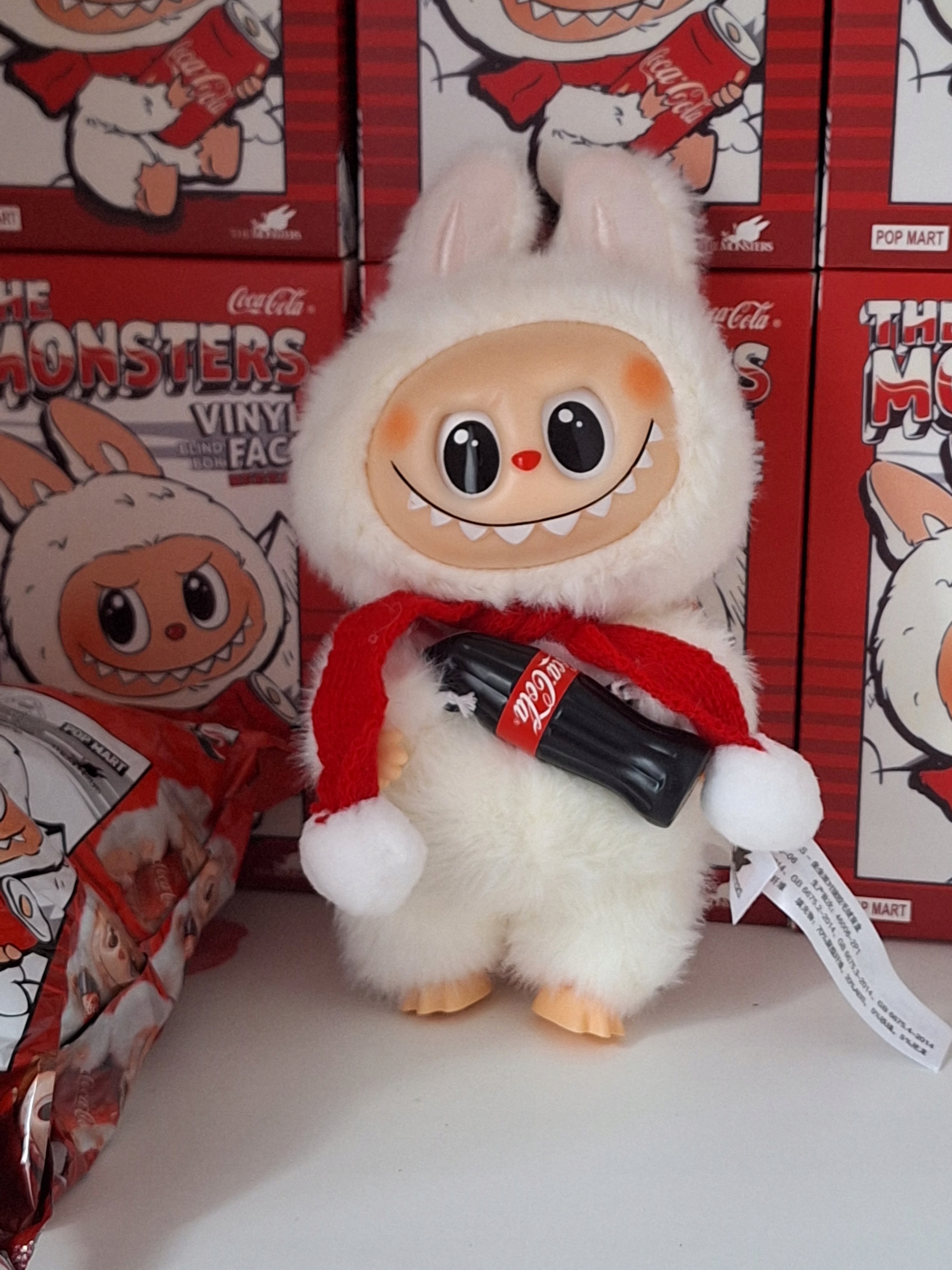LABUBU COCA COLA THE MONSTER BRELOK FIGURKA PLUSZOWA Z