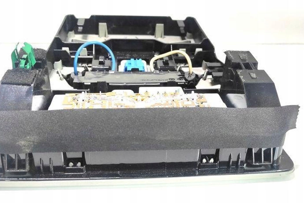 лампочка Обшивка потолка Astra J 4 GTC 11-18