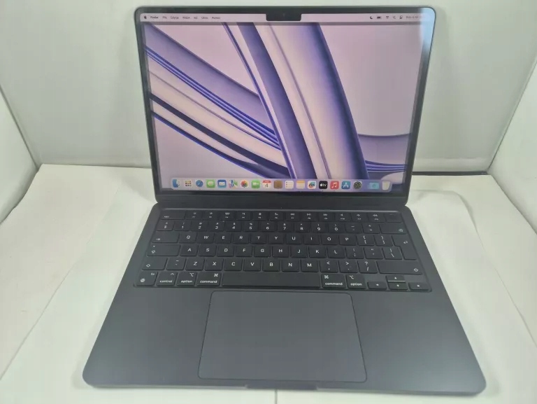 MacBook Air 13インチ M3 2024 8GB 256GB MacBook Air 13インチ Apple M3チップ搭載モデル [2024年モデル