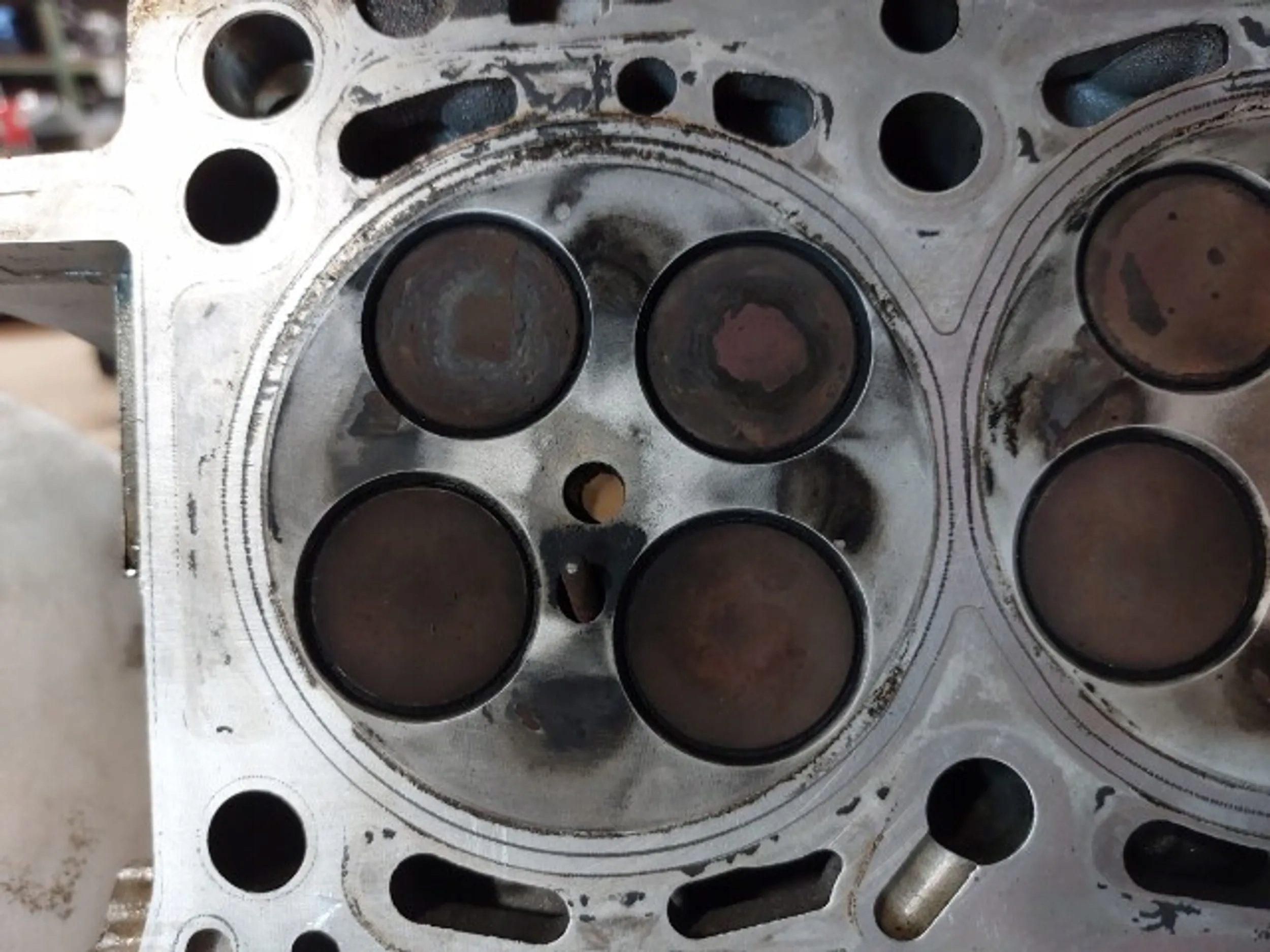 VW Phaeton head. of the engine 059354EC CEX