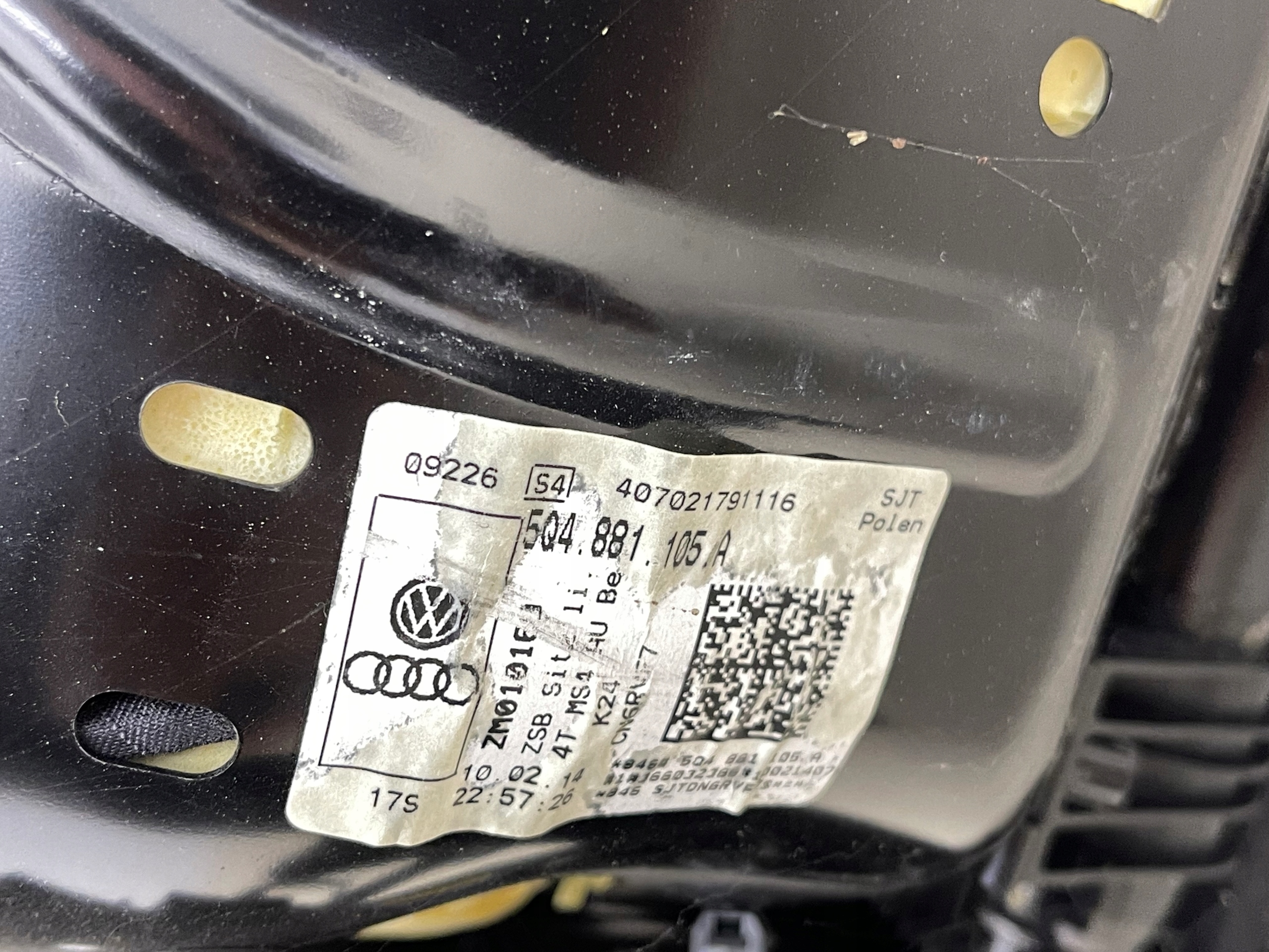 seat left front front SEAT LEON III 5F 5Q4881105A PODGRZEWANY