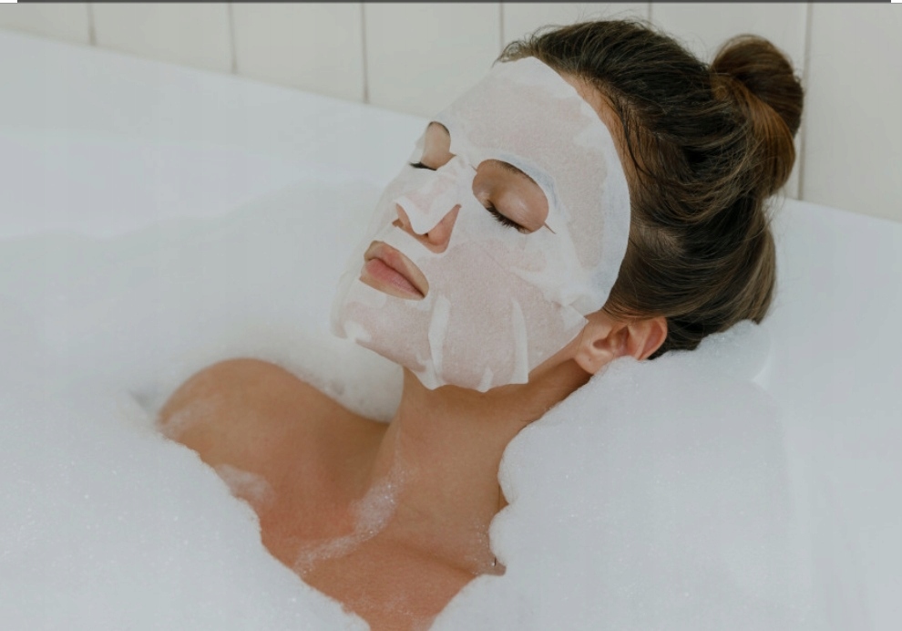 Maska rozświetlająca w płacie CLAVIER z witaminą C Marka Clavier