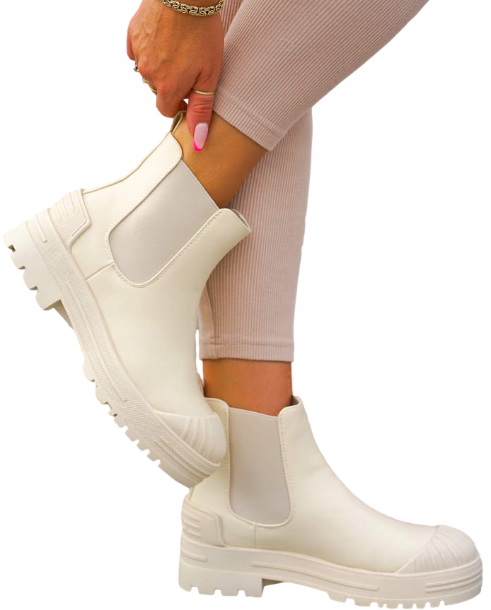 Krótkie Beżowe Botki Z Gumami Na Platformie Sonic0