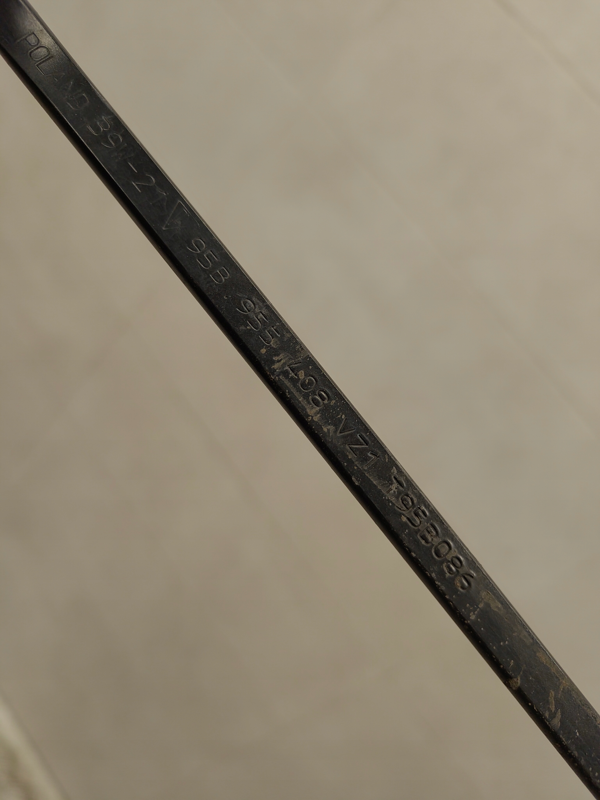 PORSCHE MACAN wiper arm KOMPLET