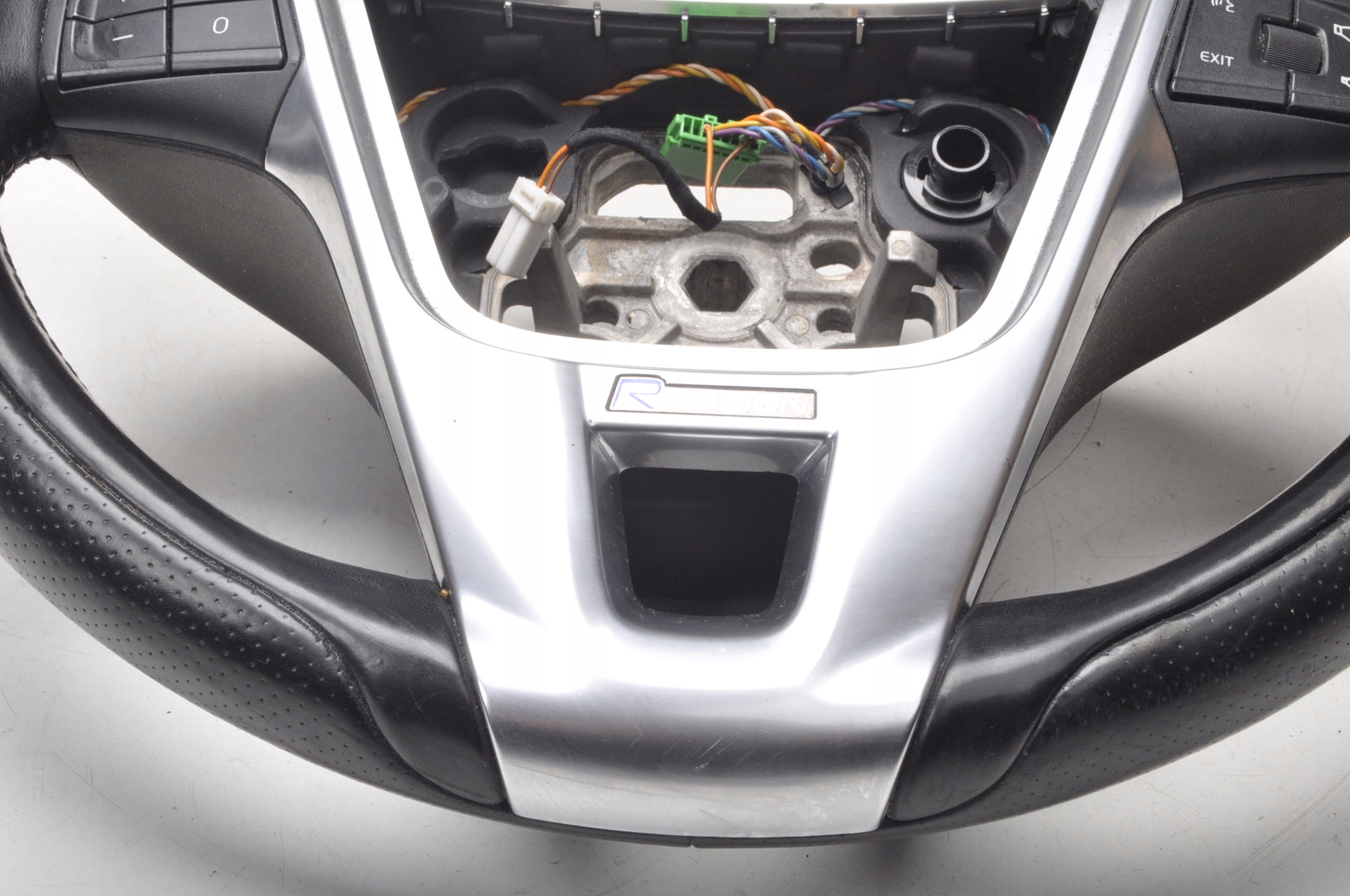 VOLVO XC60 I KIEROWNICA SKÓRZANA RDESIGN Producent części Volvo OE