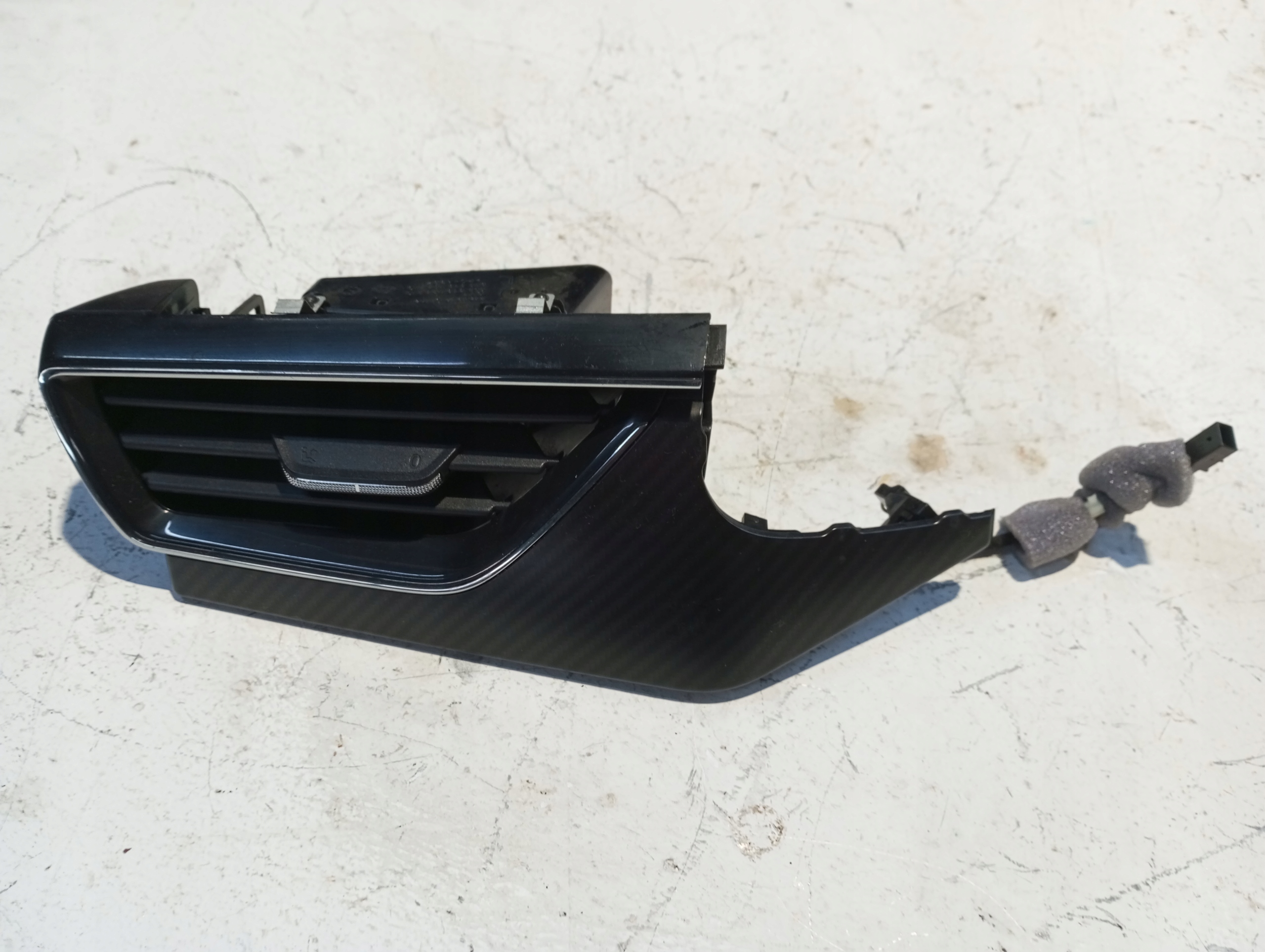 intake grid SKODA KAMIQ 655819701F