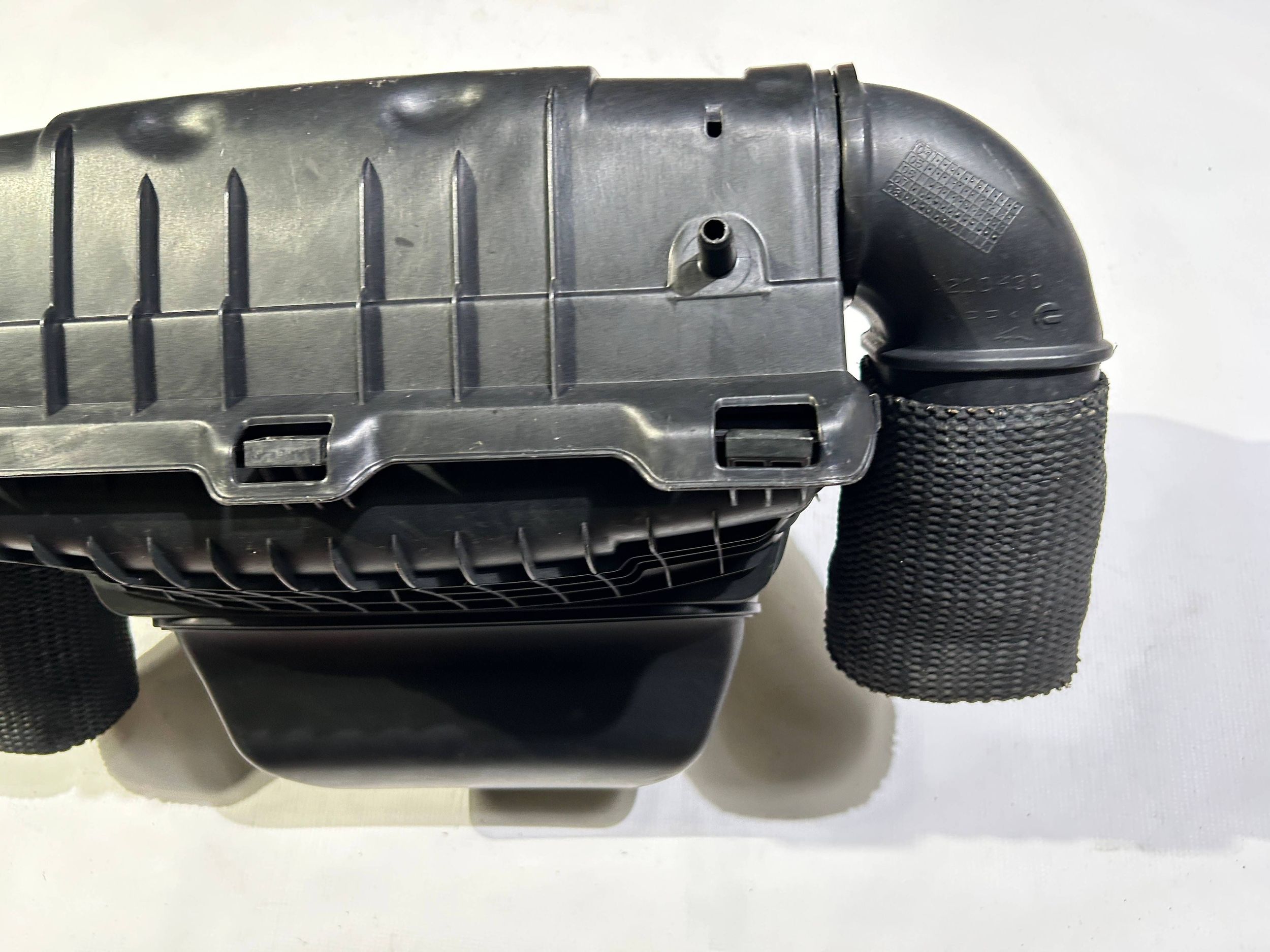 Gehäuse filter luft dolot Maserati GranTurismo 4.2 2008