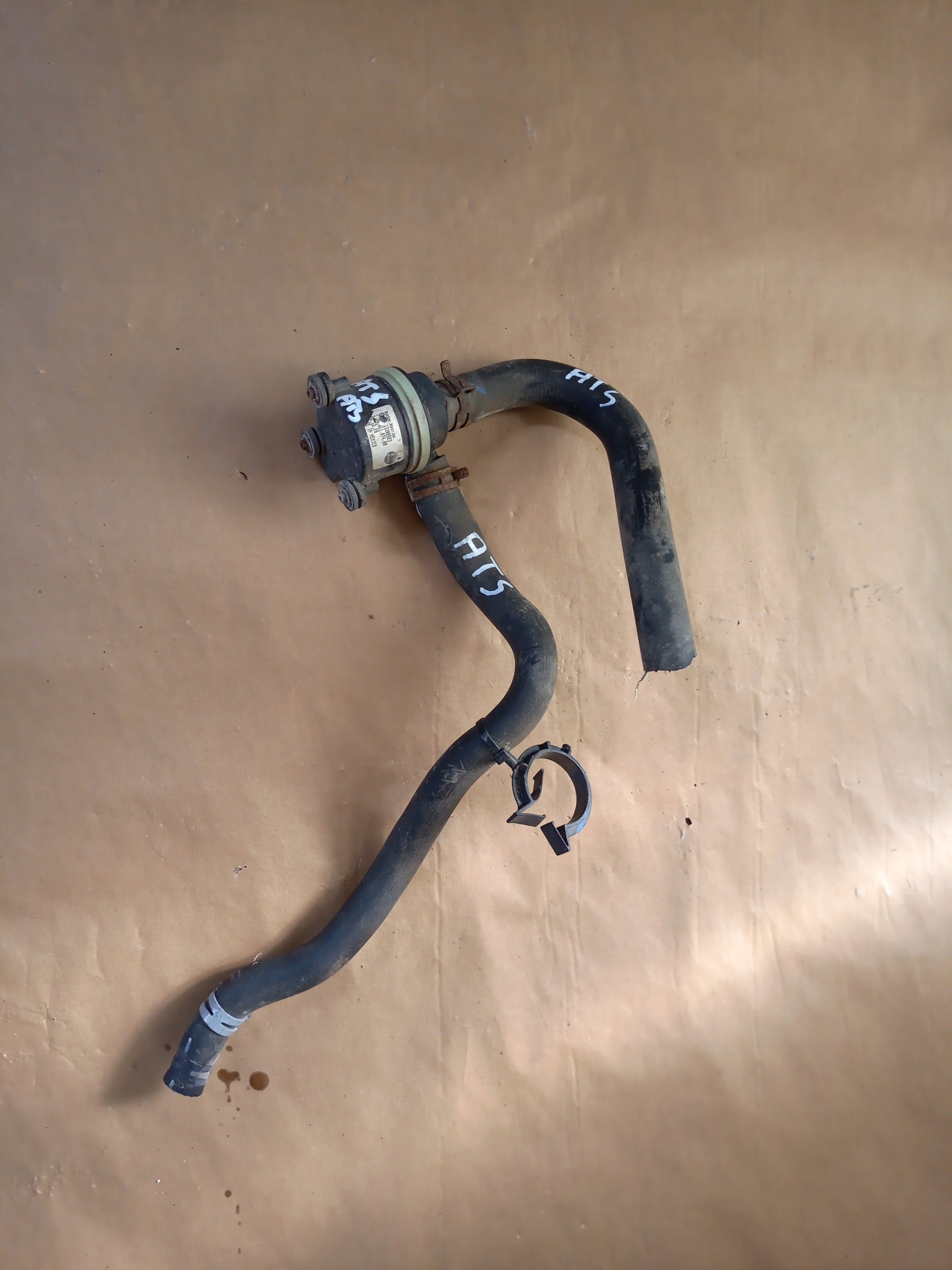 НАСОС НАСОС ШЛАНГ ОХОЛОДЖЕННЯ КАДИЛАК АТС 2t