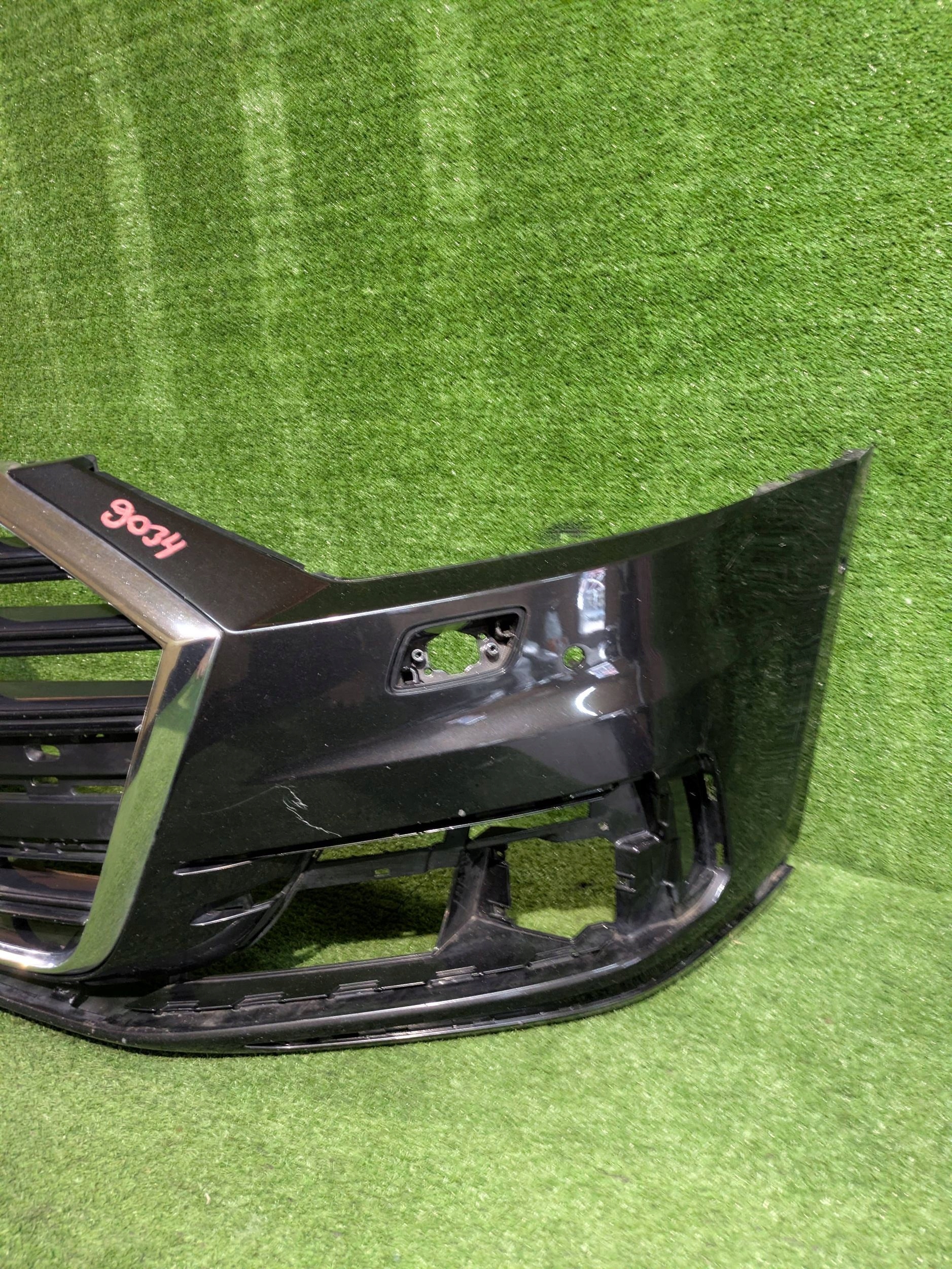 Frontstoßstange vorne AUDI A8 D5 17- NR.Z9034