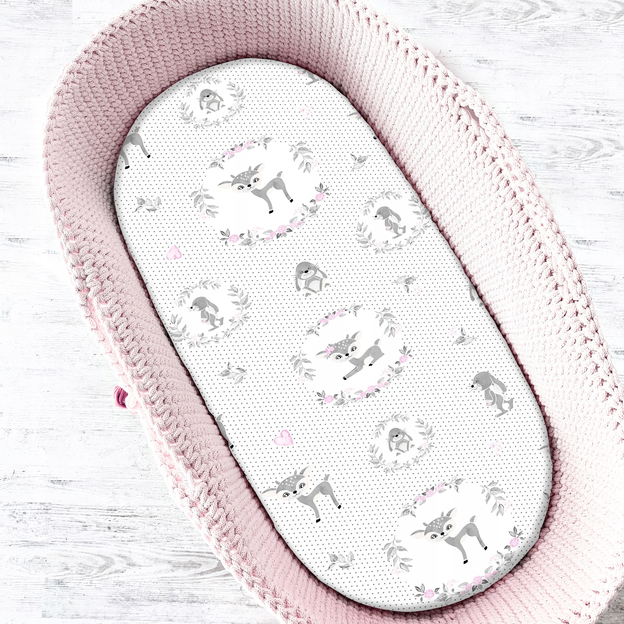 

Prześcieradło z gumką do wózka kołyski kosza 35x80