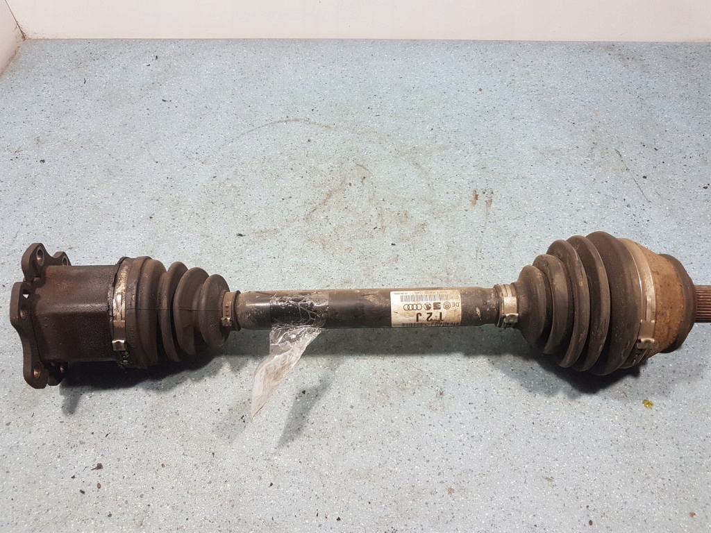 AUDI A6 C6 3.0 TDI PÓŁOŚ PRAWA PRZÓD 4F0407272J