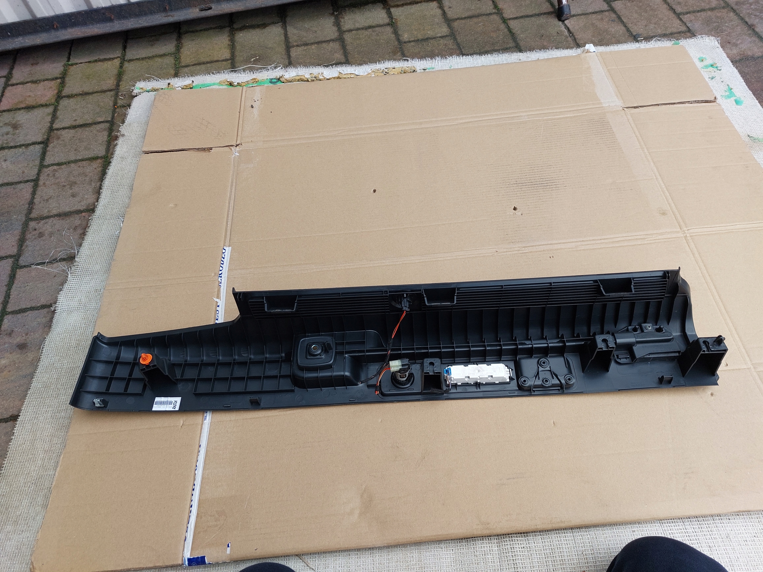 moulding boot left MERCEDES G KLASA W463 20r