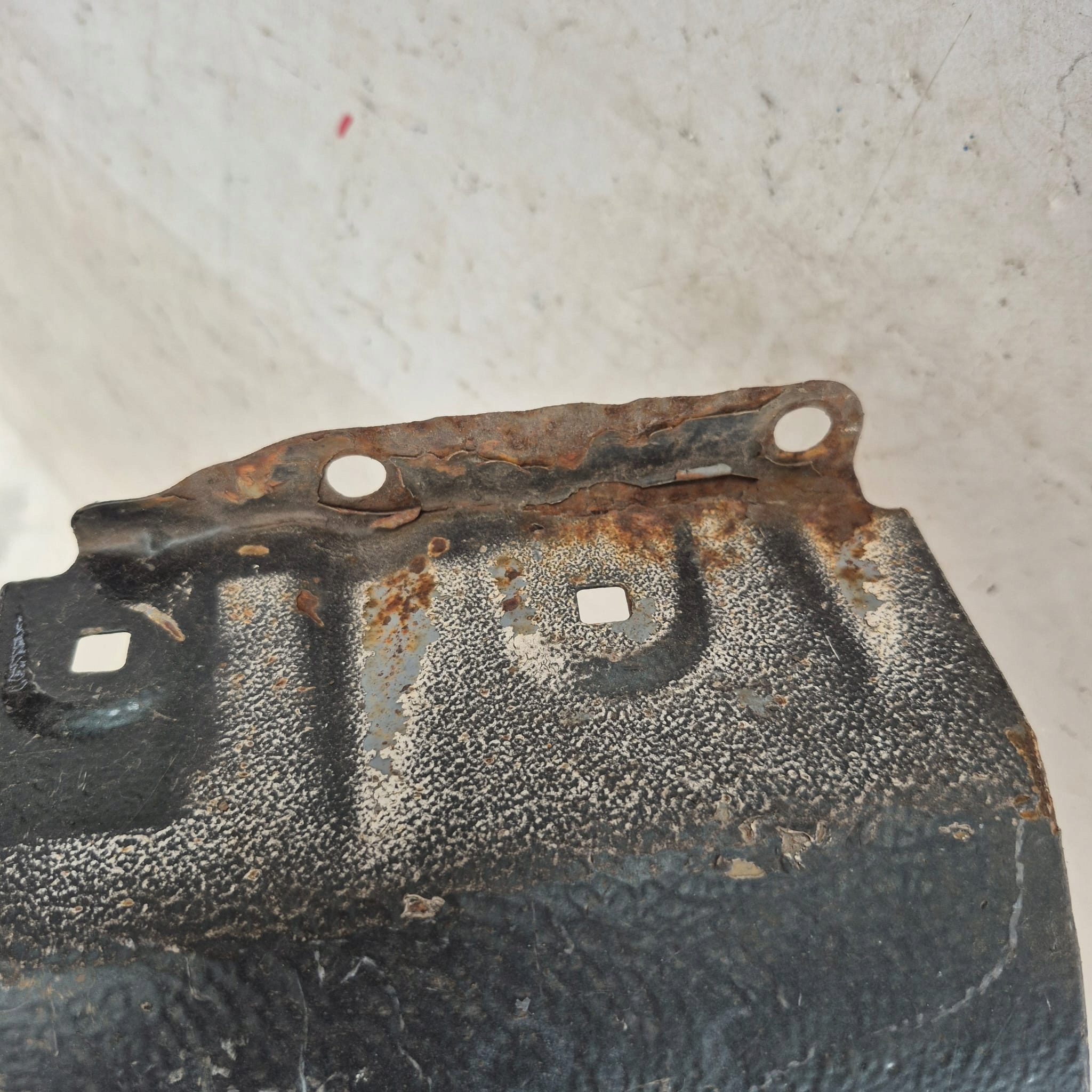 TOYOTA AURIS and 1 06-09 fender front front right