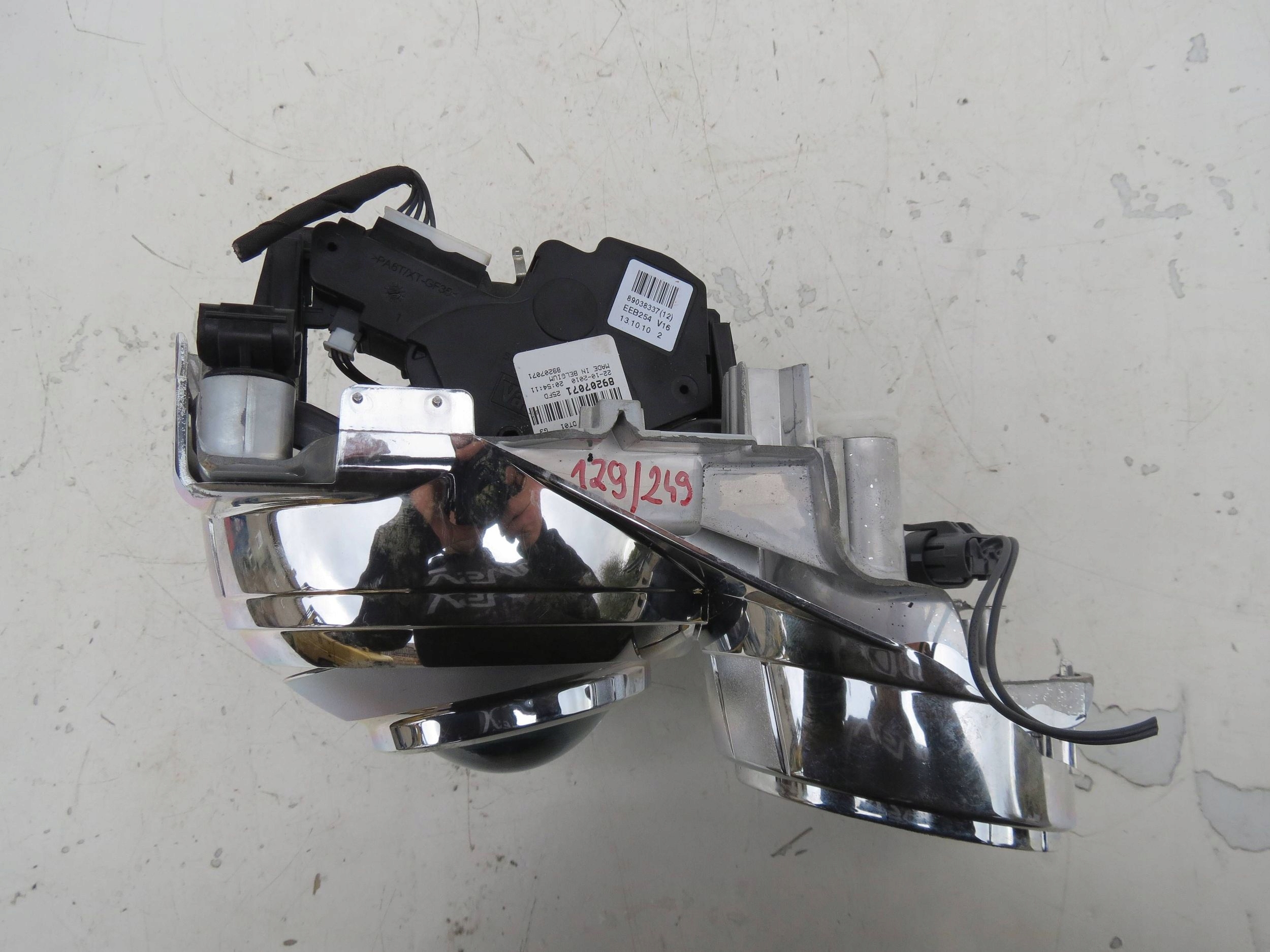 lens Bixenon light front left VOLVO S60 II 2.0 D 163KM 2012R 89207071