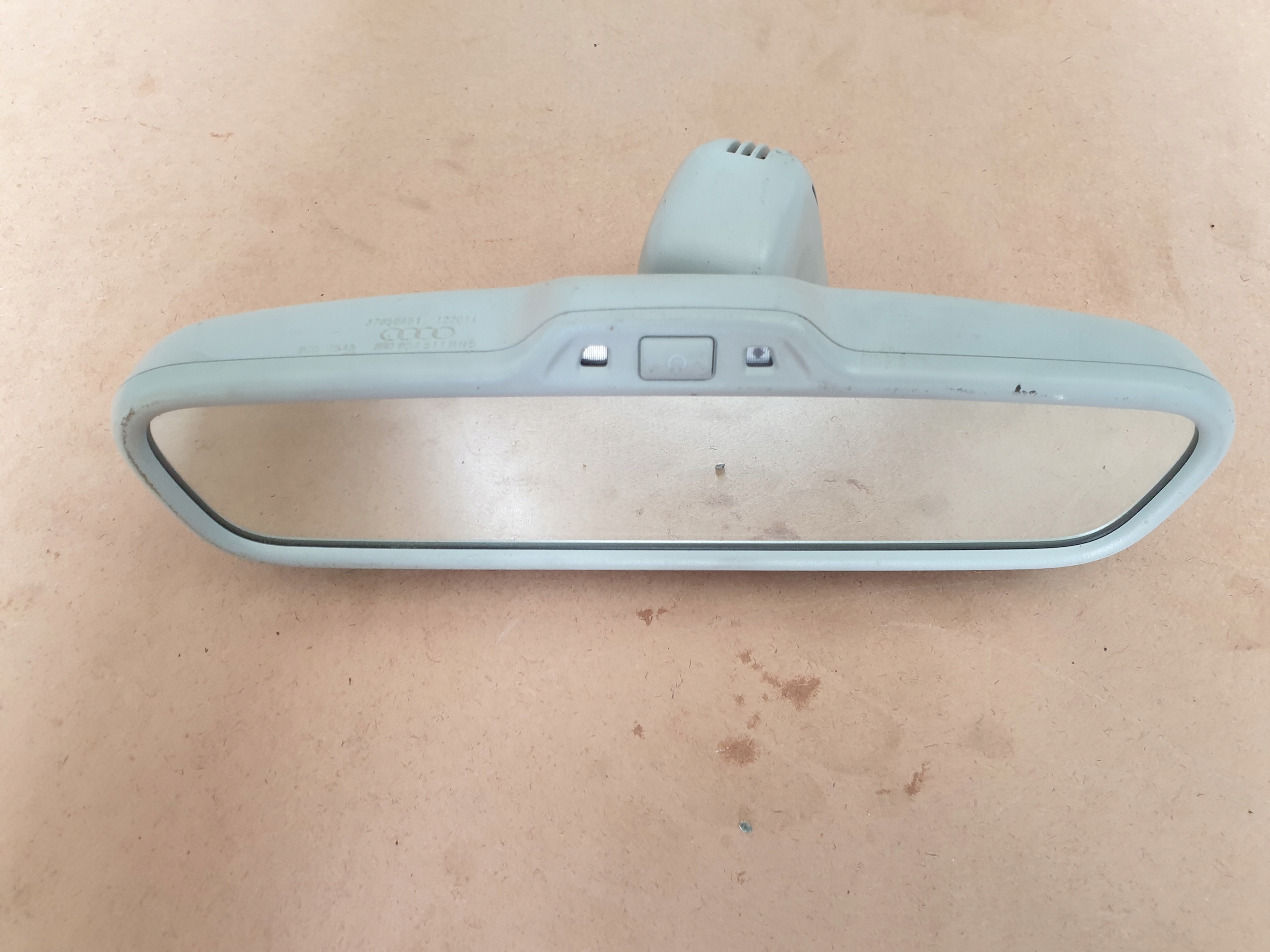 LUSTERKO WSTECZNE 8R0857511B