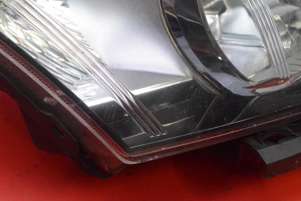 REFLEKTOR right light front EU CHEVROLET CRUZE 1 and J300 09-12