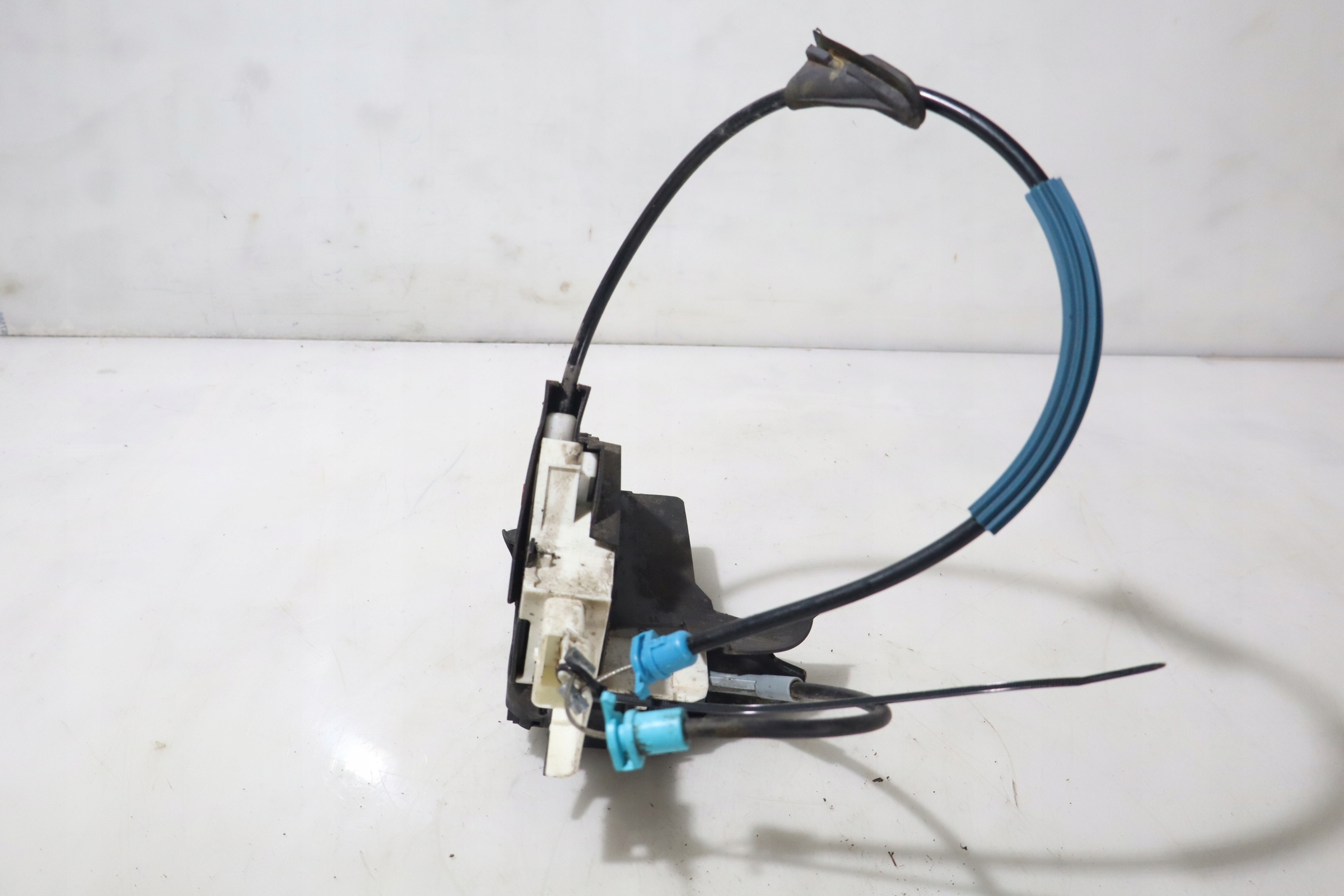 ZAMEK LEWY TYŁ DRZWI CITROEN C4 I LIFT