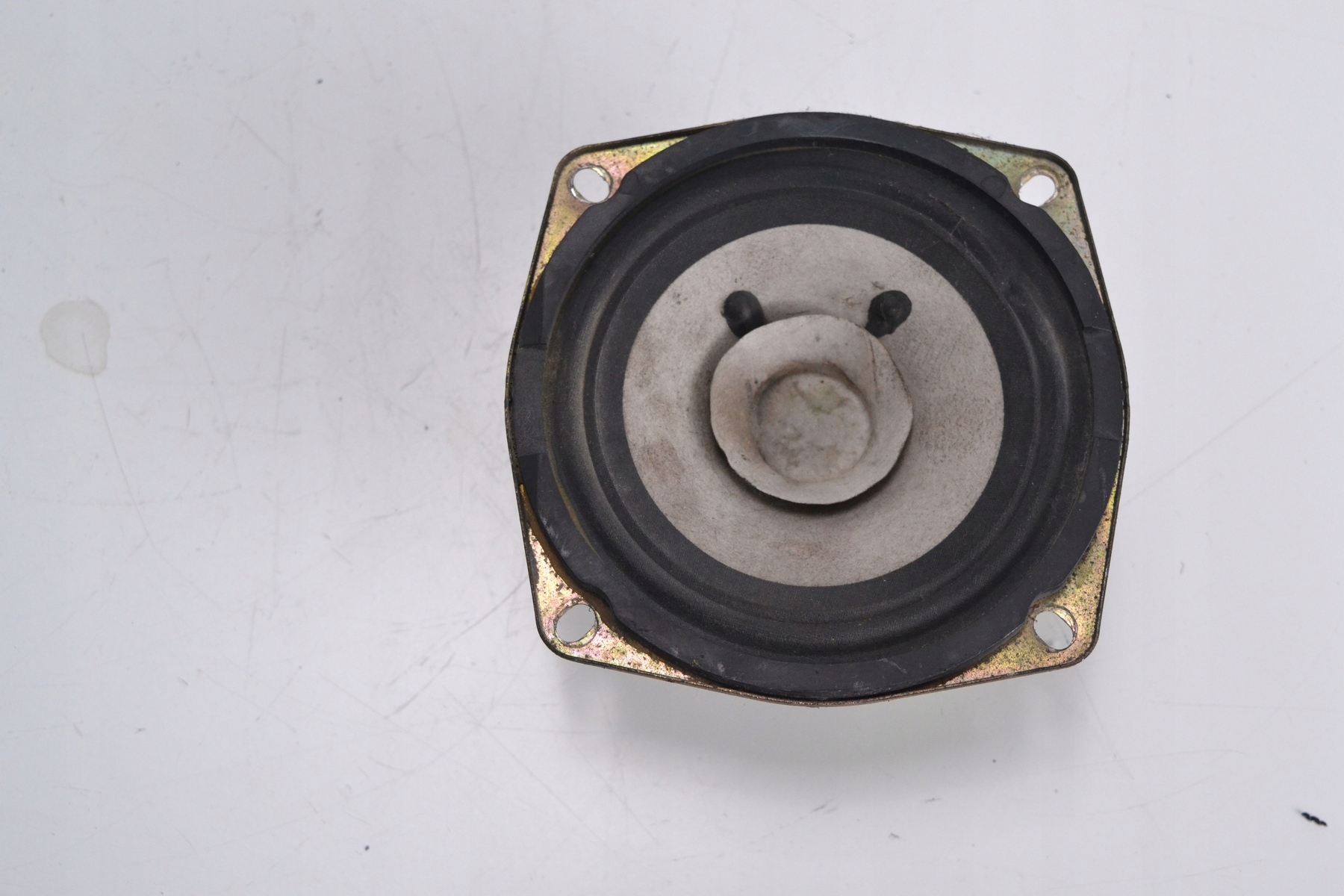 Głośnik lewy HONDA GL 1800 GOLDWING 01-05