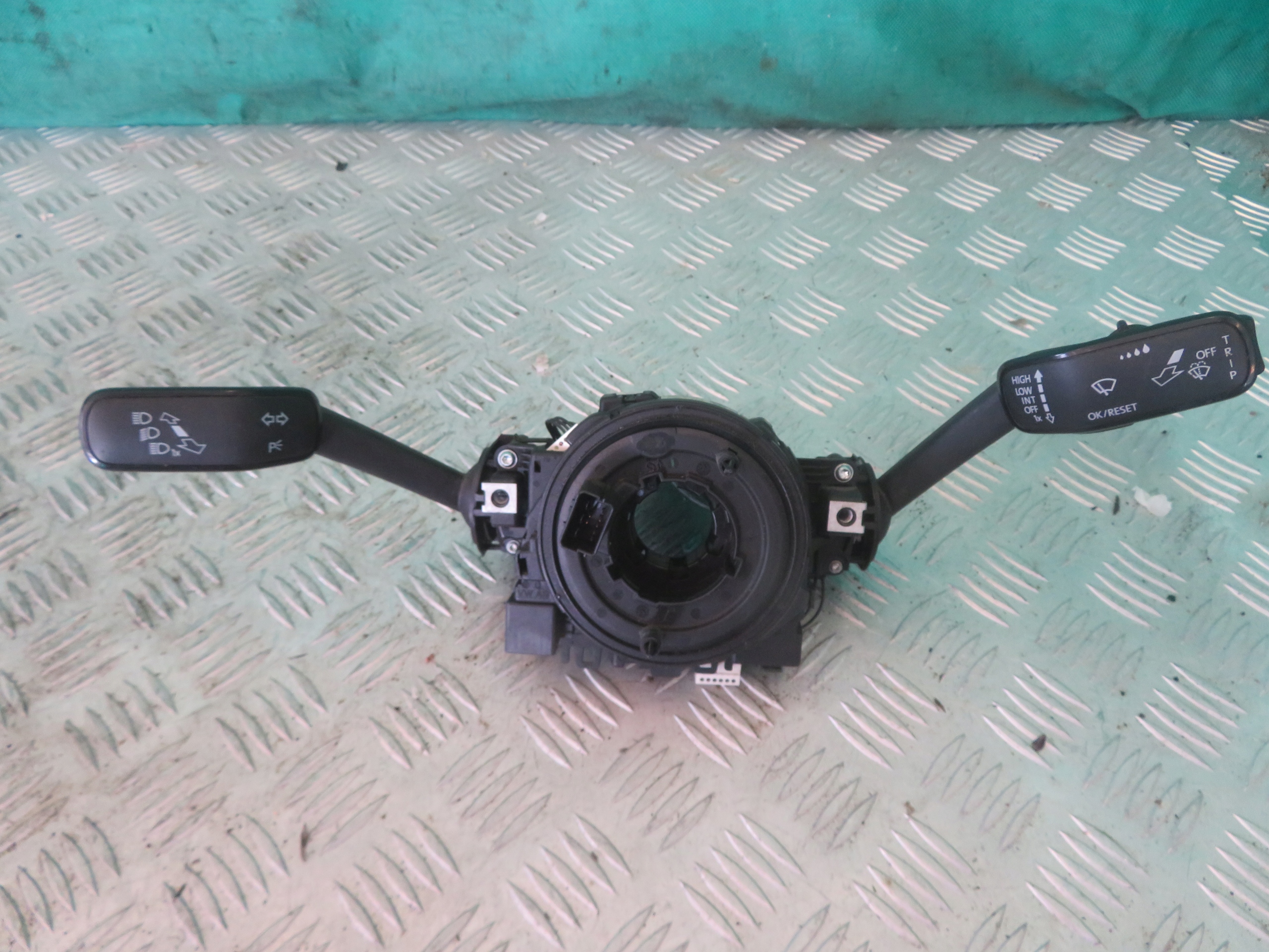 DEVIO LUCI TERGICRISTALLO TERGI VW CRAFTER 19R 5Q1.953.521.AK