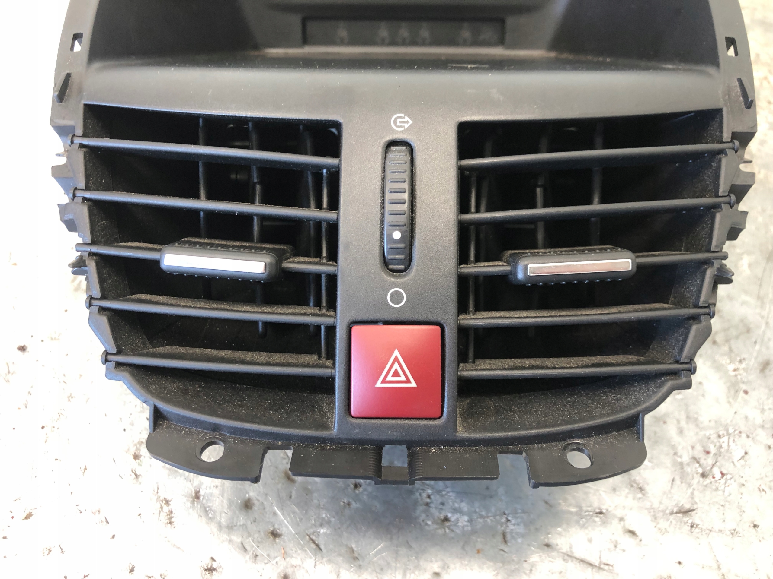 display grid air conditioning devices PEUGEOT 207 9662385980